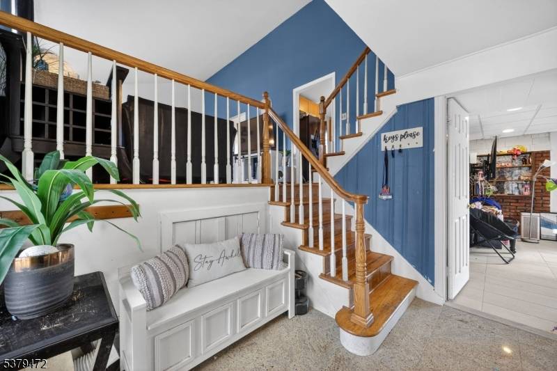 West Orange Twp., NJ 07052,20 Rosney Ter