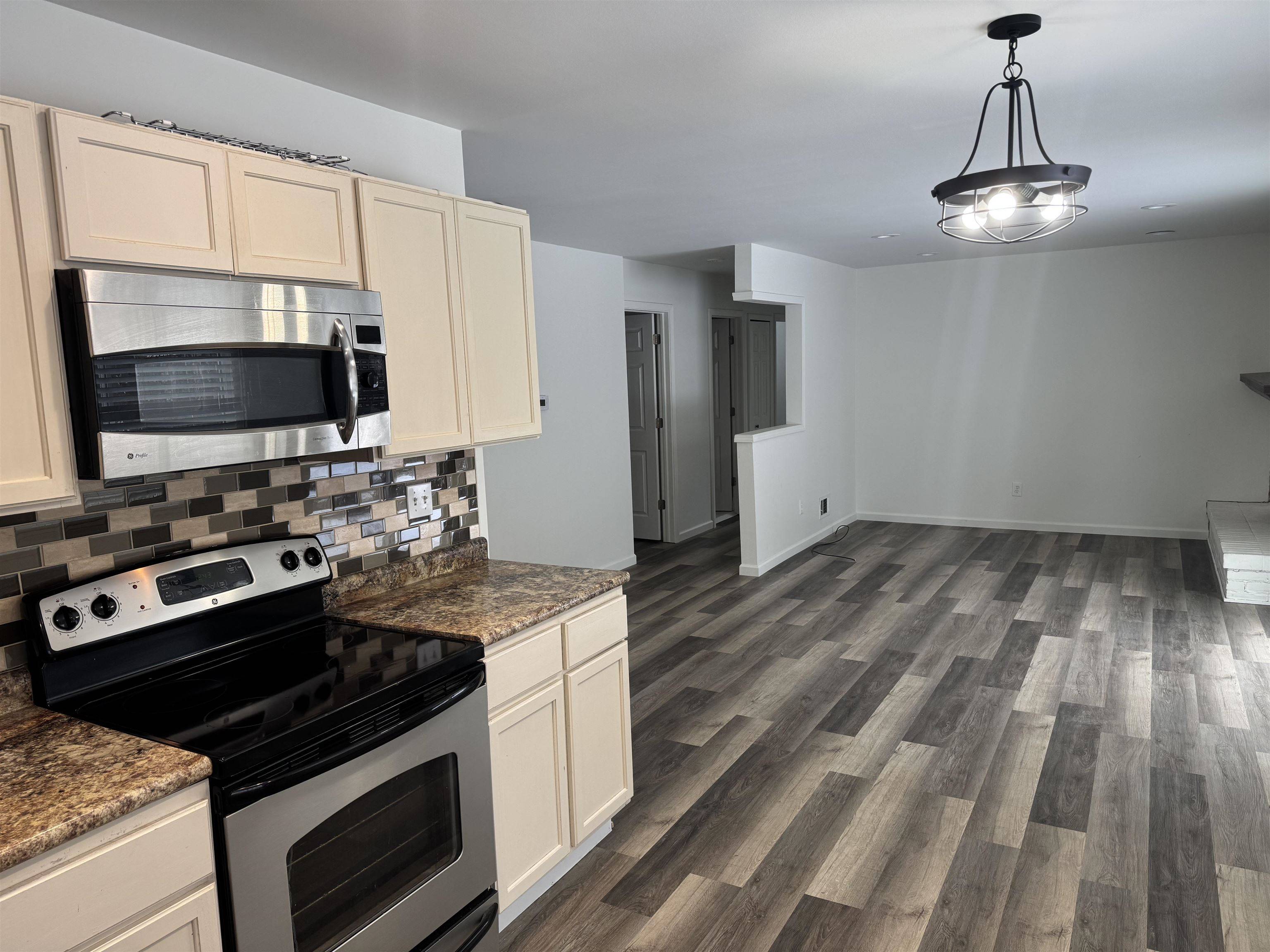 Grand Blanc, MI 48439,5270 Mill Wheel DR