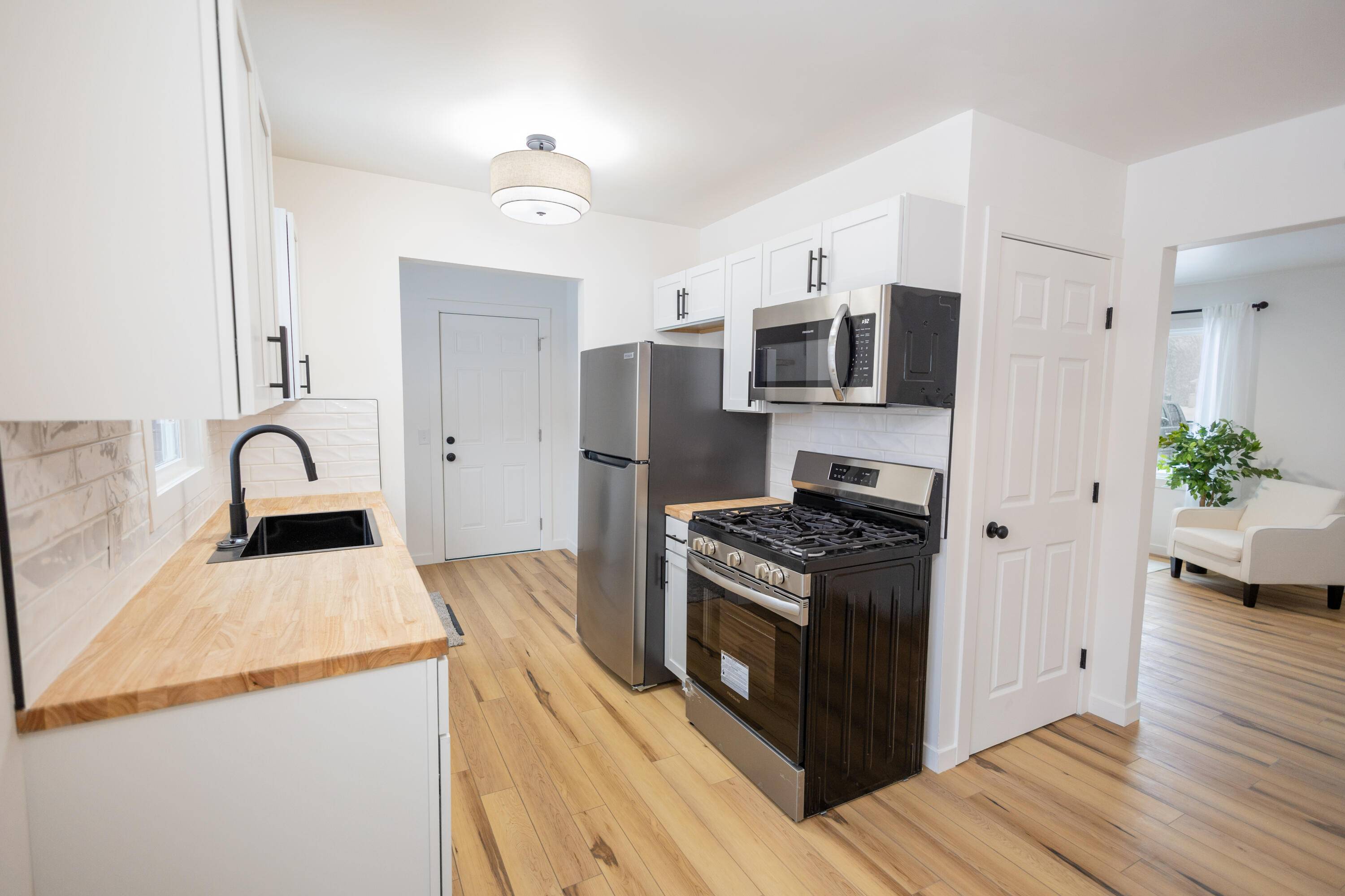 Grand Rapids, MI 49548,293 60th ST SE