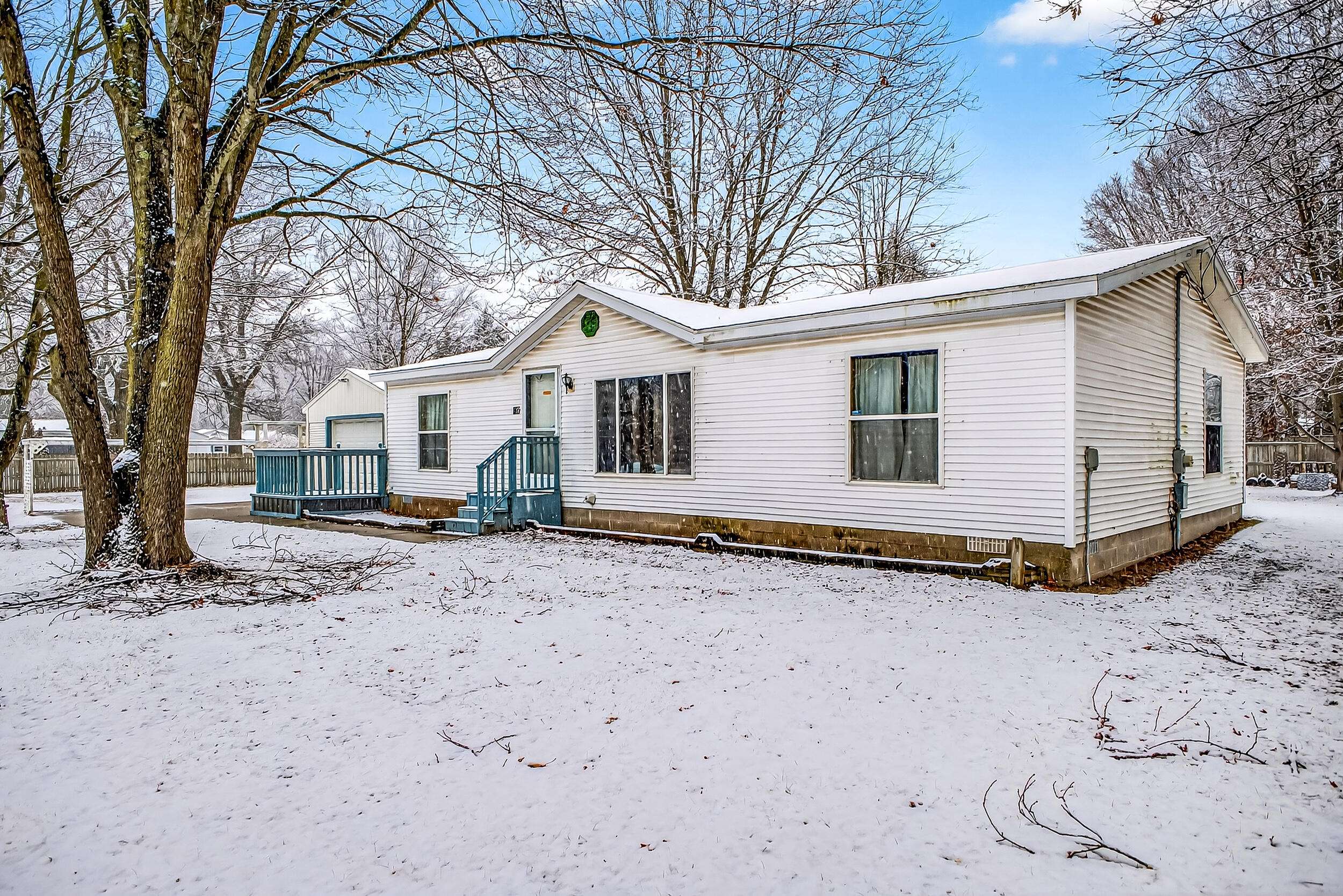 Muskegon, MI 49442,127 S Walker RD