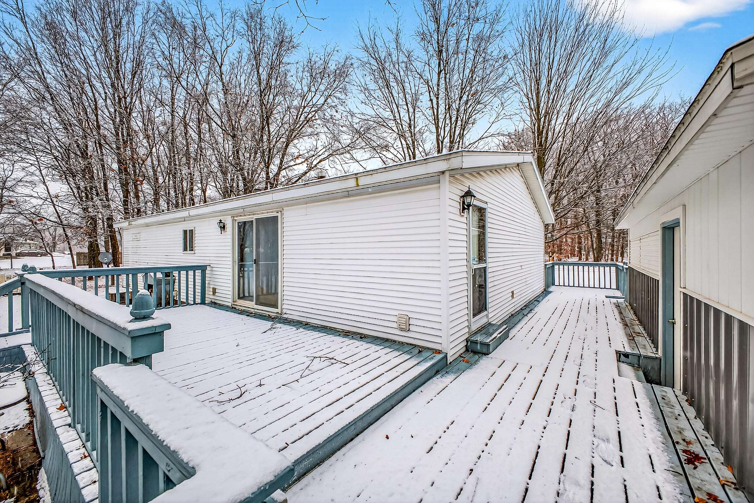 Muskegon, MI 49442,127 S Walker RD