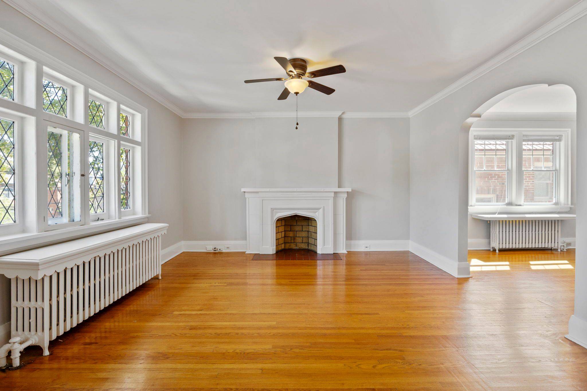 Toronto C03, ON M5P 2L2,26 Braemar AVE #Upper Floor