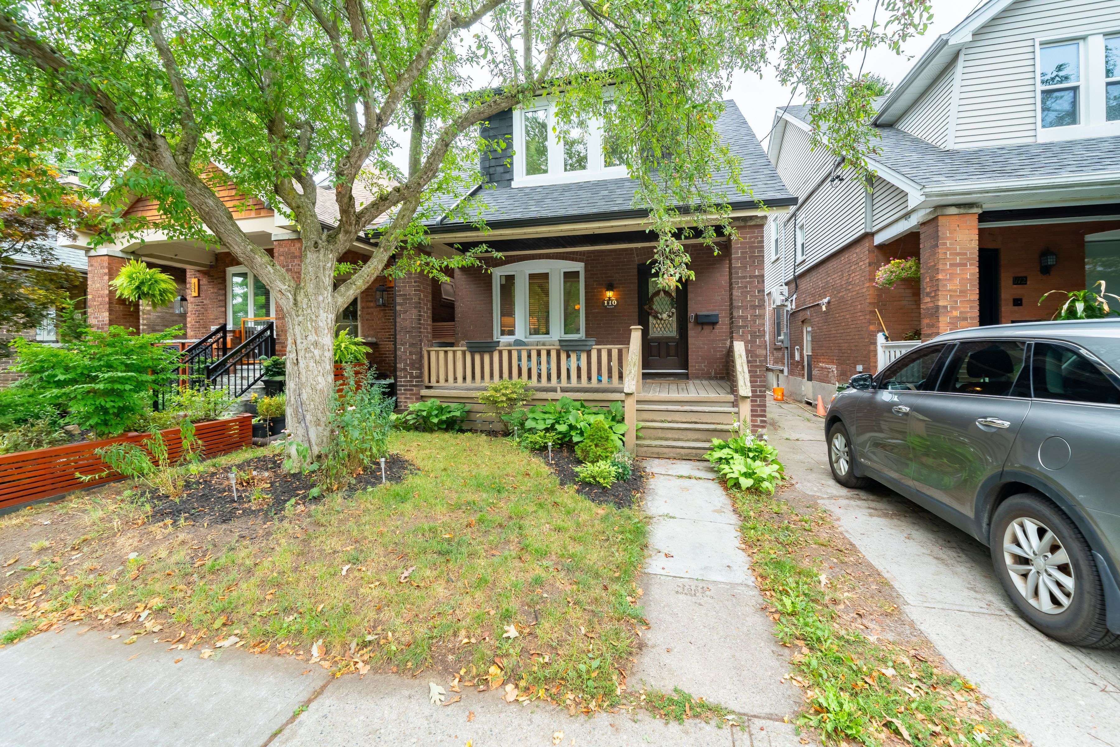 Toronto E02, ON M4C 4R4,110 Westlake AVE