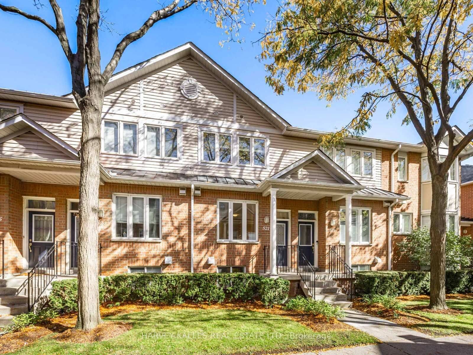 Toronto E04, ON M1P 5B6,83 Mondeo DR #521