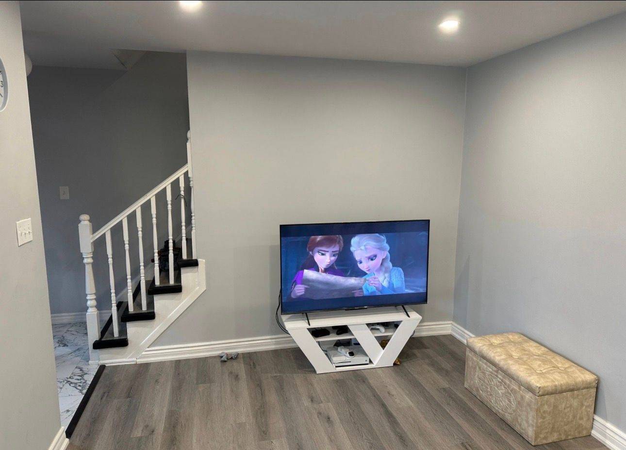 Oshawa, ON L1J 4W8,507 Grenfell ST