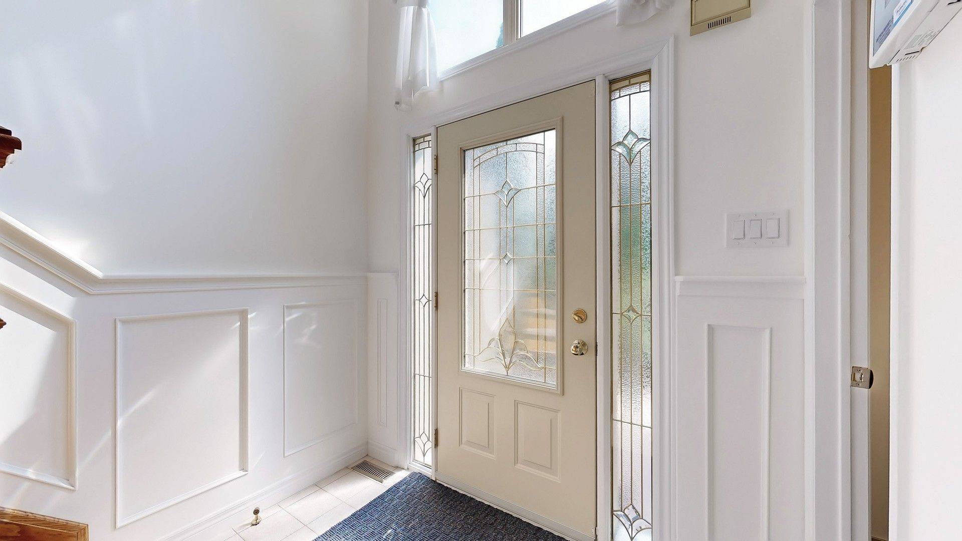 Toronto E08, ON M1J 3M7,9 Cranston Manor CT