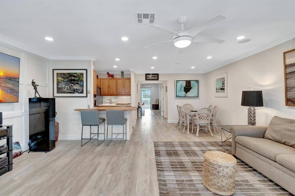 Ocean Ridge, FL 33435,5520 N Ocean Blvd #210