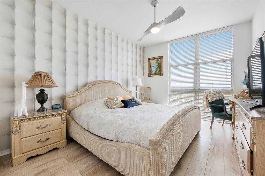 Boynton Beach, FL 33435,625 Casa Loma Blvd #1608