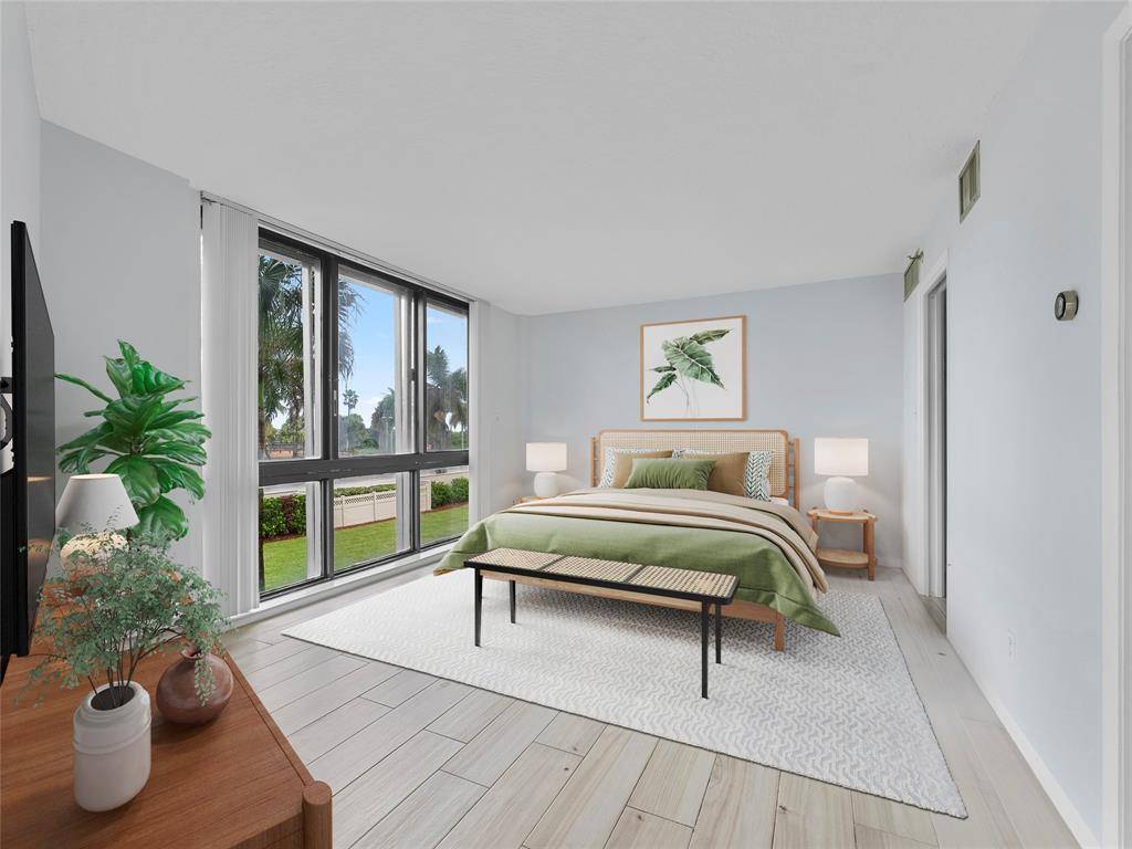 Fort Pierce, FL 34949,801 S Ocean Dr #205