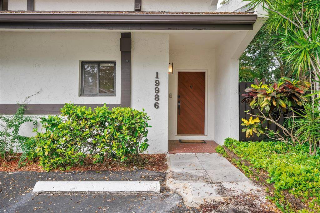 Miami, FL 33179,19986 NE 5th Ct #4D