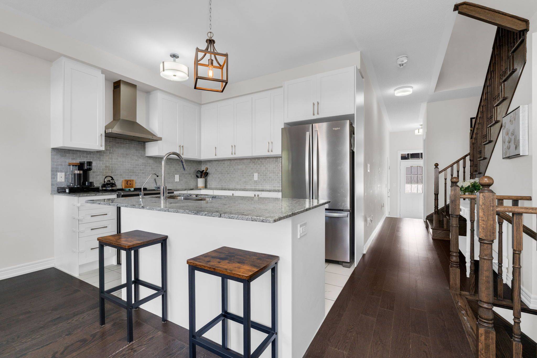 New Tecumseth, ON L0G 1W0,46 Clifford CRES