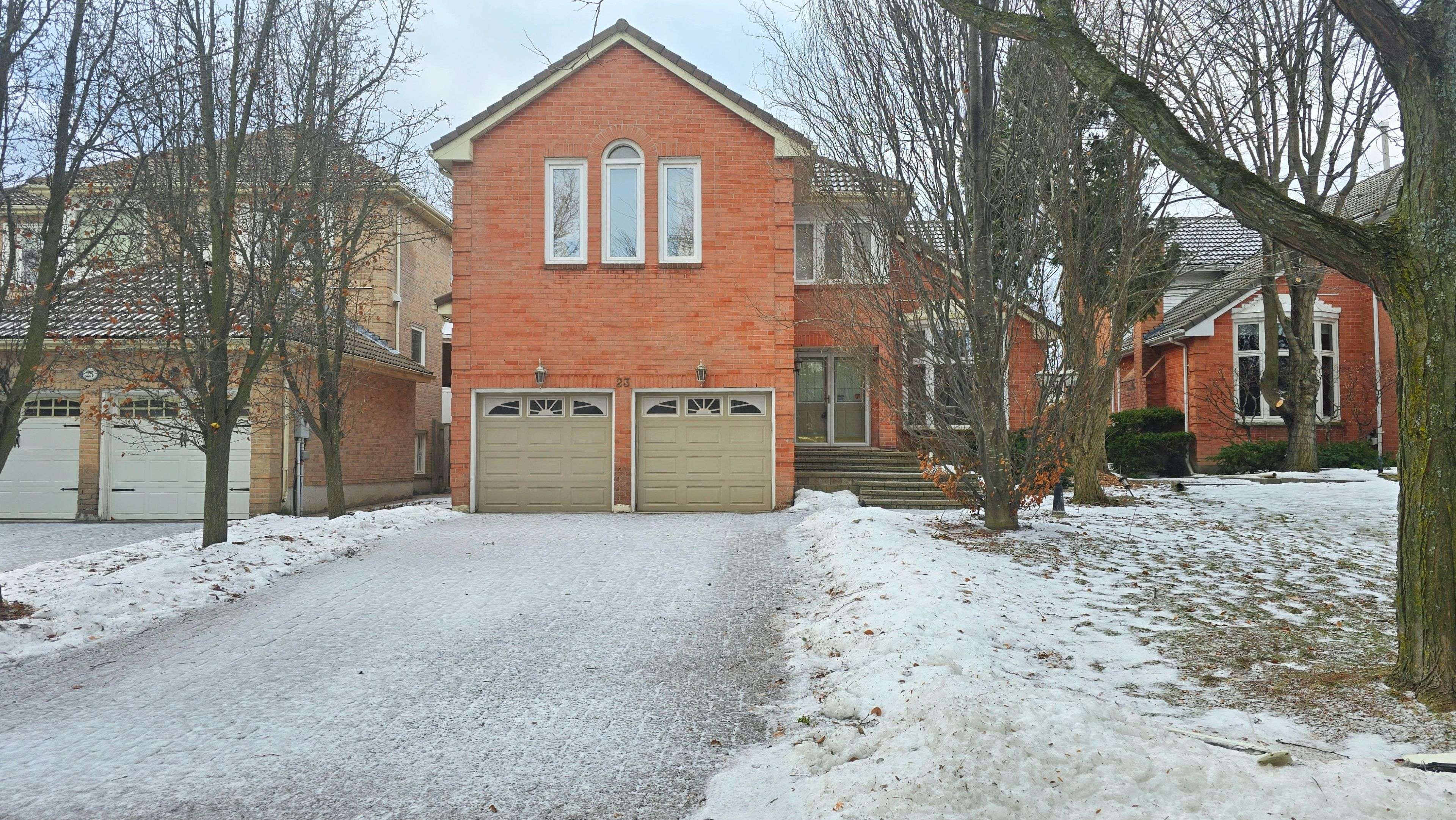 Markham, ON L3R 8A4,23 Barlow RD