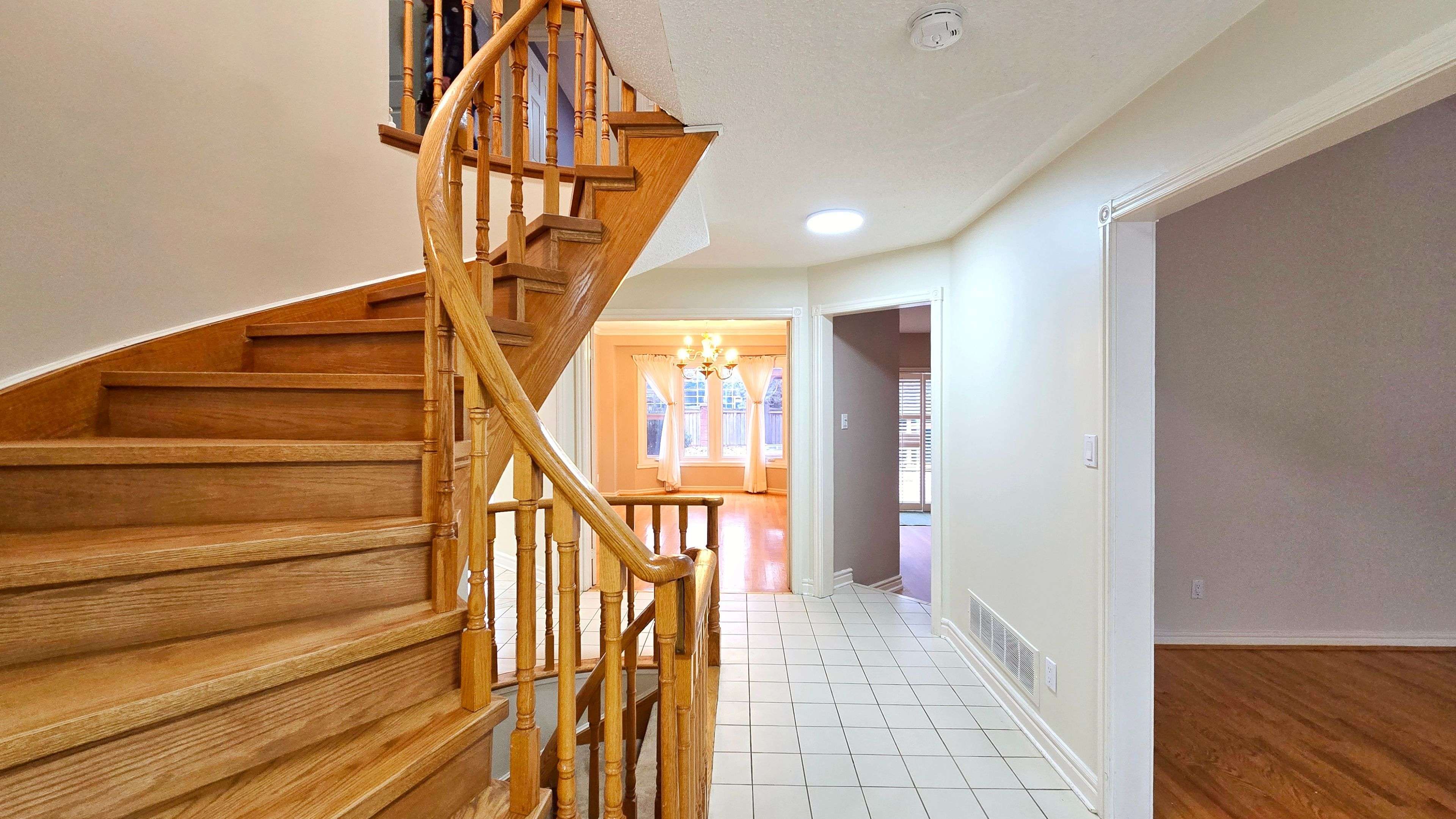 Markham, ON L3R 8A4,23 Barlow RD