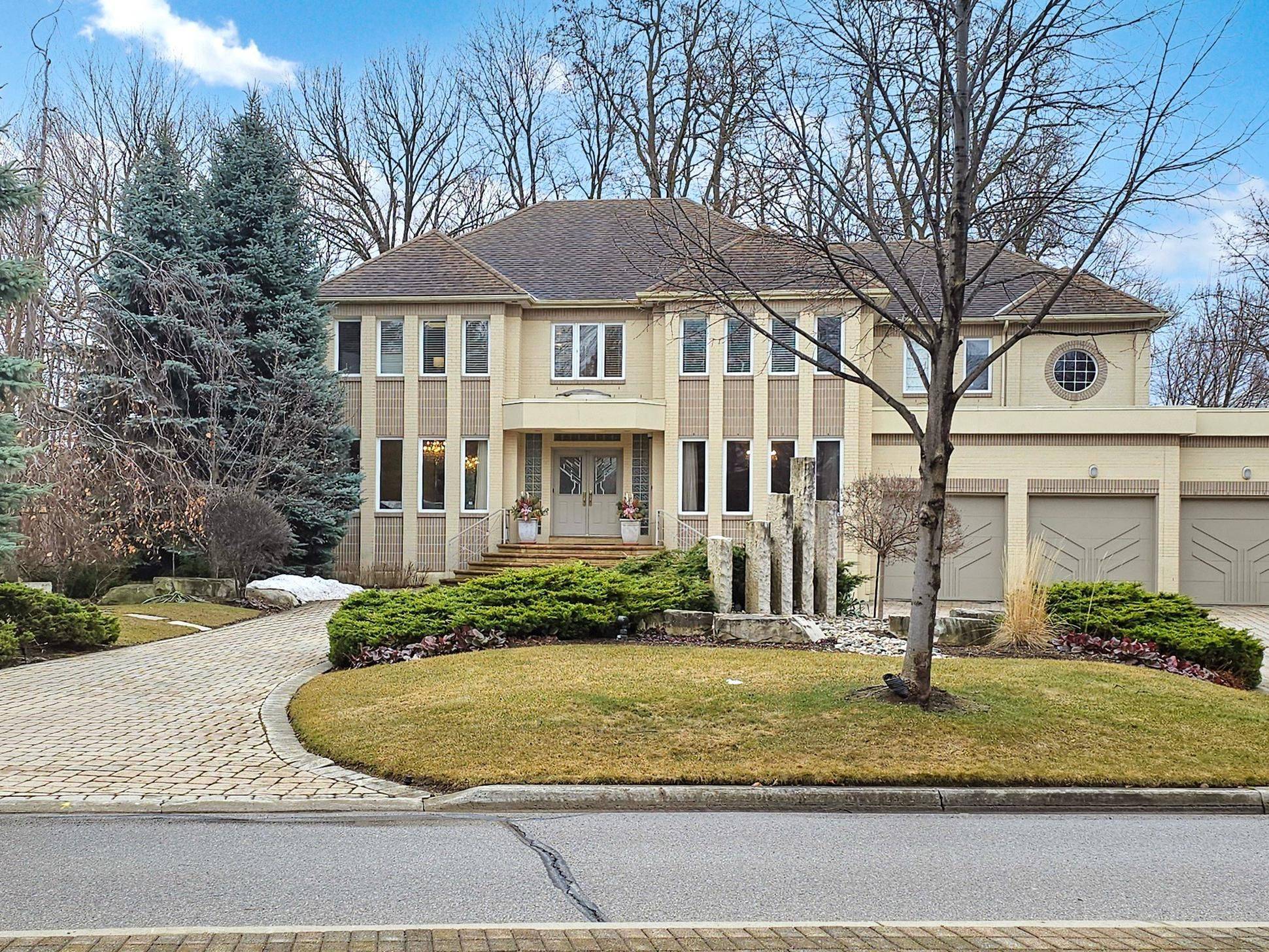 Vaughan, ON L4J 7W4,145 Renaissance CT