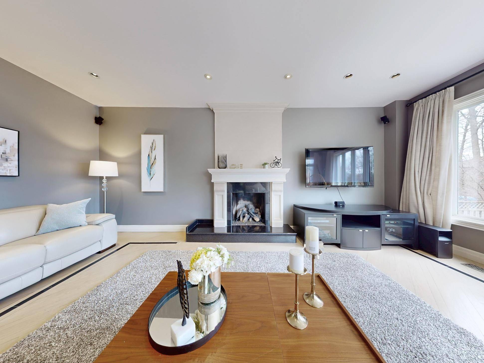 Vaughan, ON L4J 7W4,145 Renaissance CT