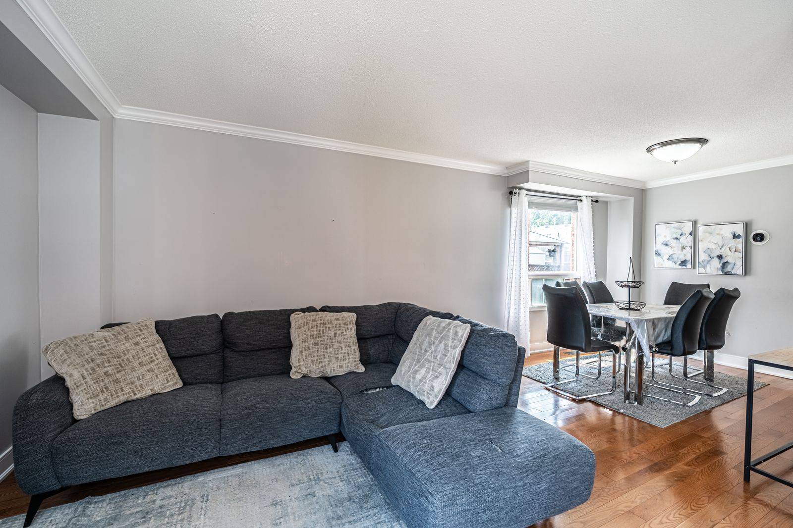 Barrie, ON L4N 7J6,45 Weatherup CRES