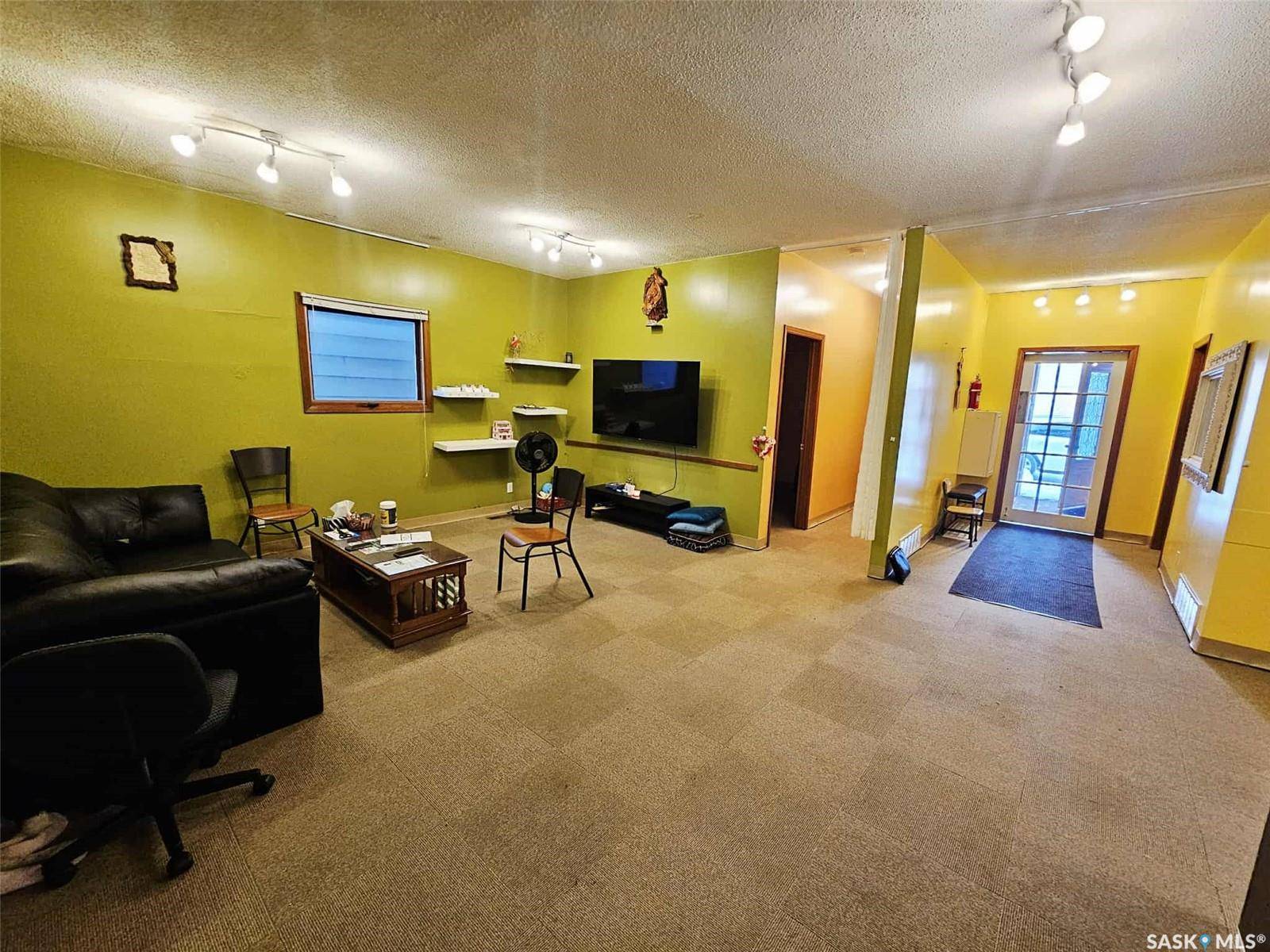 Broadview, SK S0G 0K0,514 Main STREET