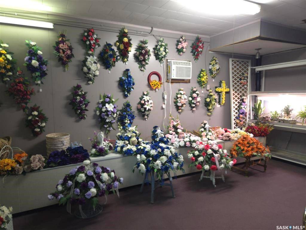 Humboldt, SK S0K 2A0,616 Main STREET