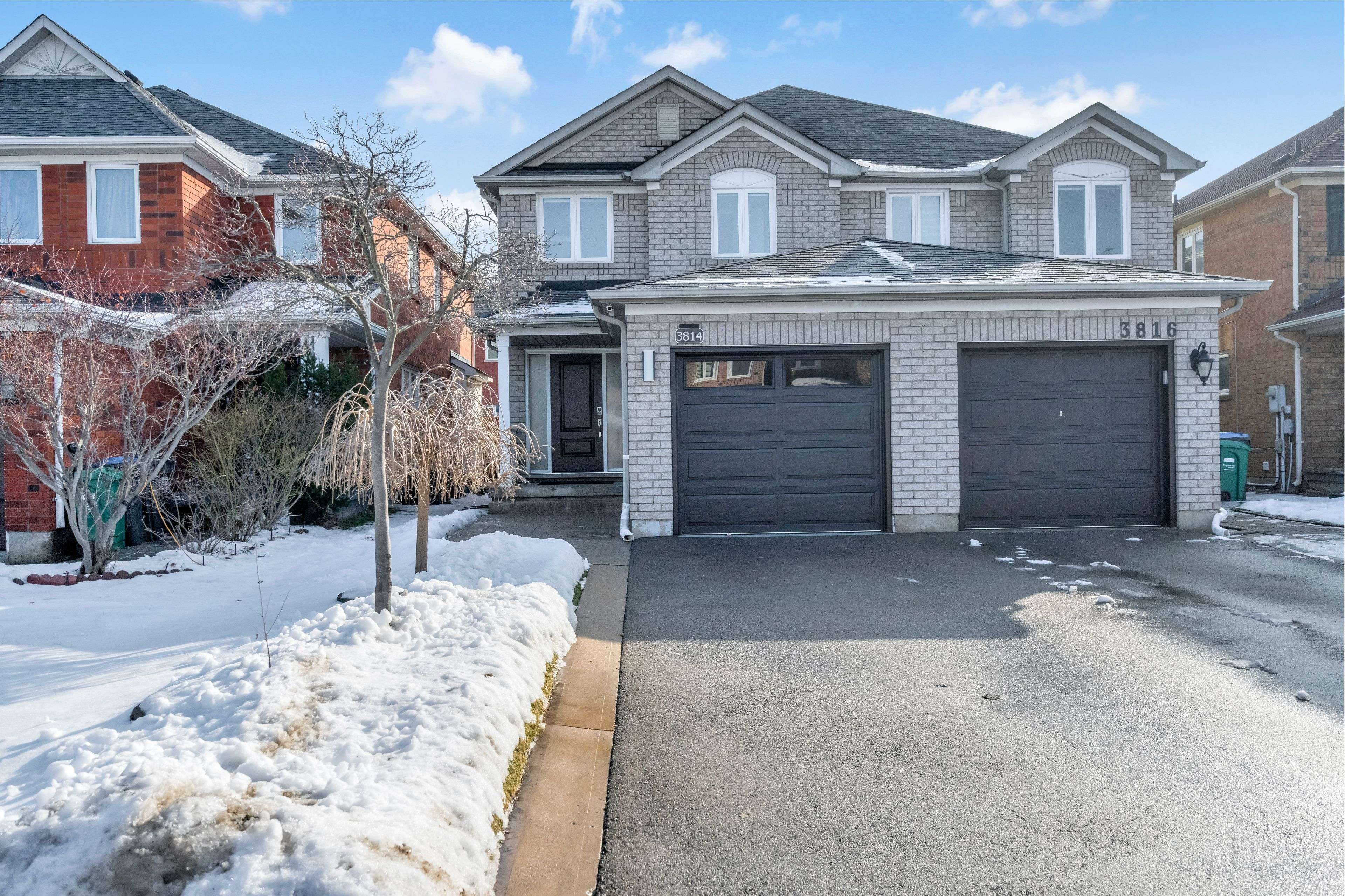 Mississauga, ON L5N 7W7,3814 Spicewood WAY