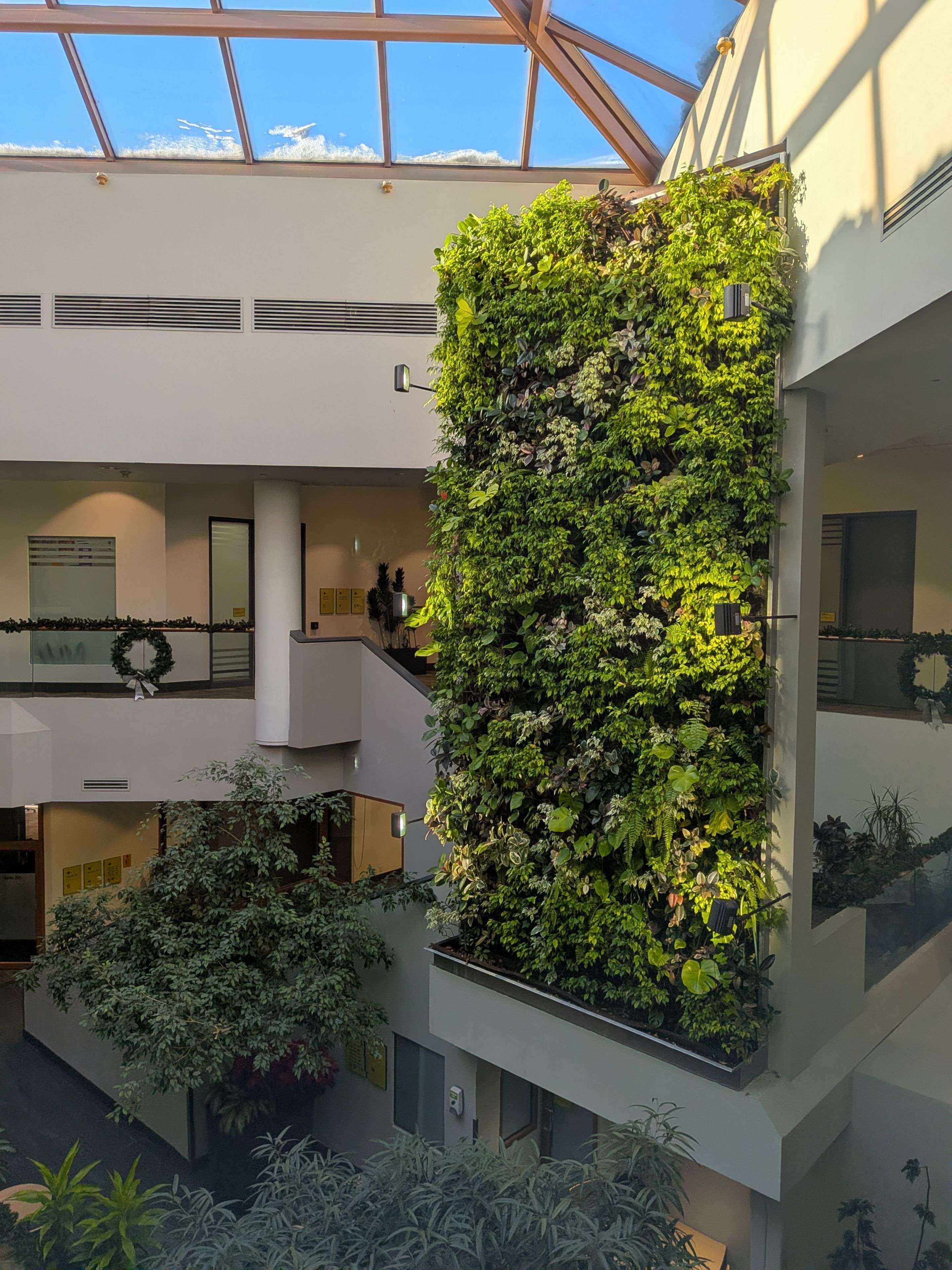 Toronto W05, ON M3J 0H1,20 De Boers DR #109