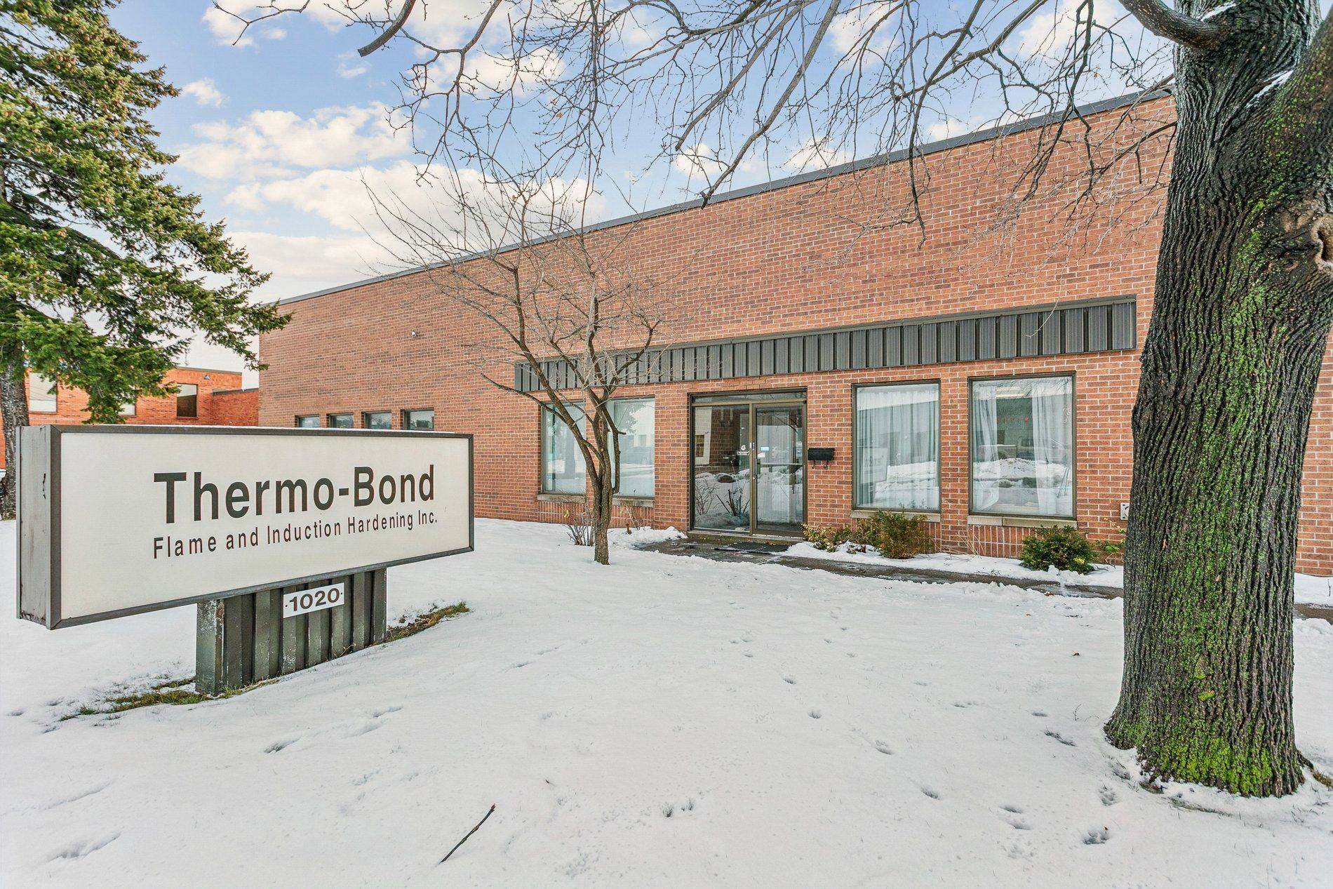 Mississauga, ON L4W 2X8,1020 Stacey CT