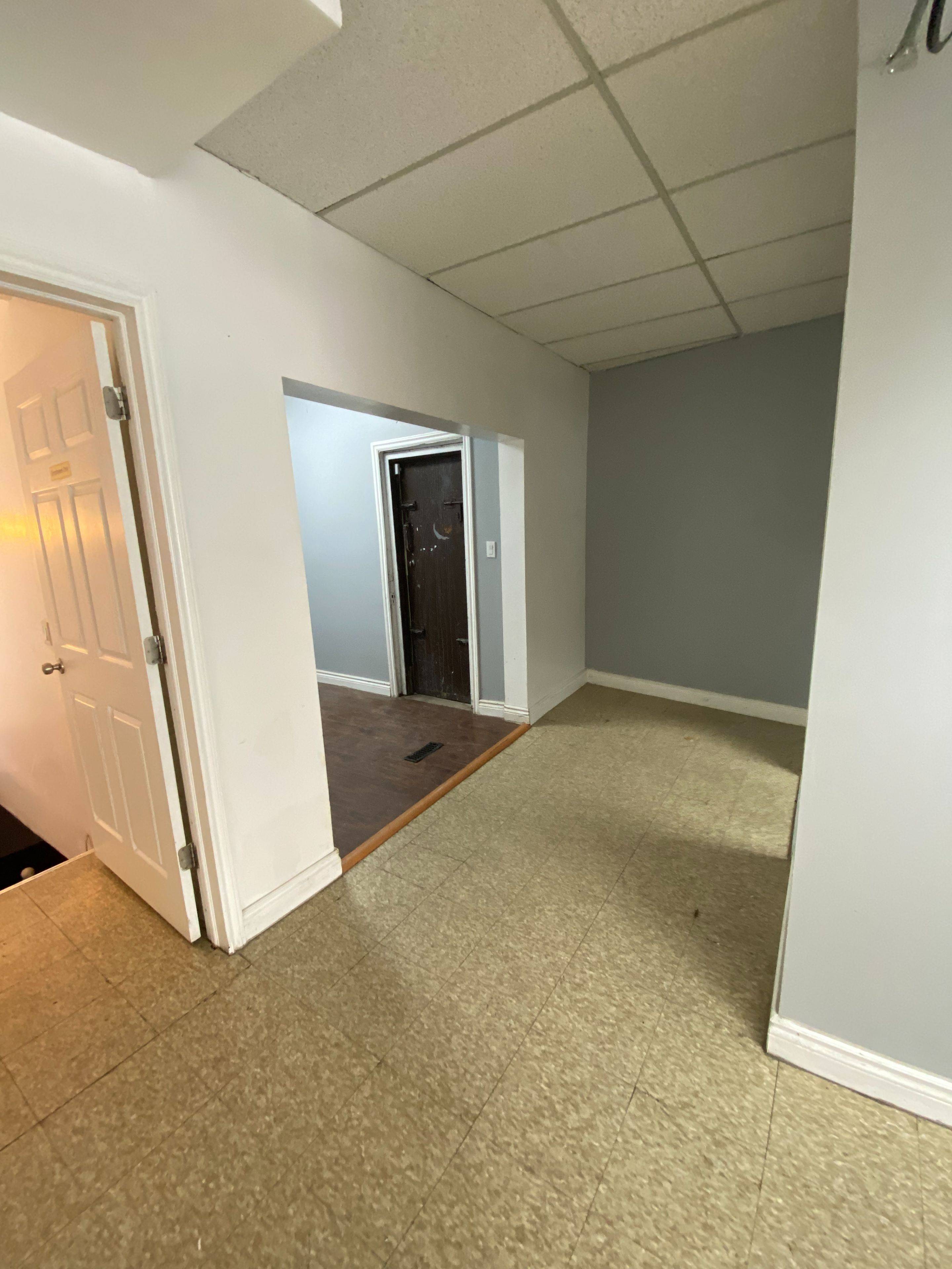 Toronto W04, ON M9N 1W2,1978 Weston RD