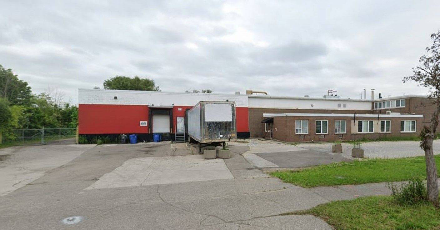 Oakville, ON L6K 2G4,579 Speers RD