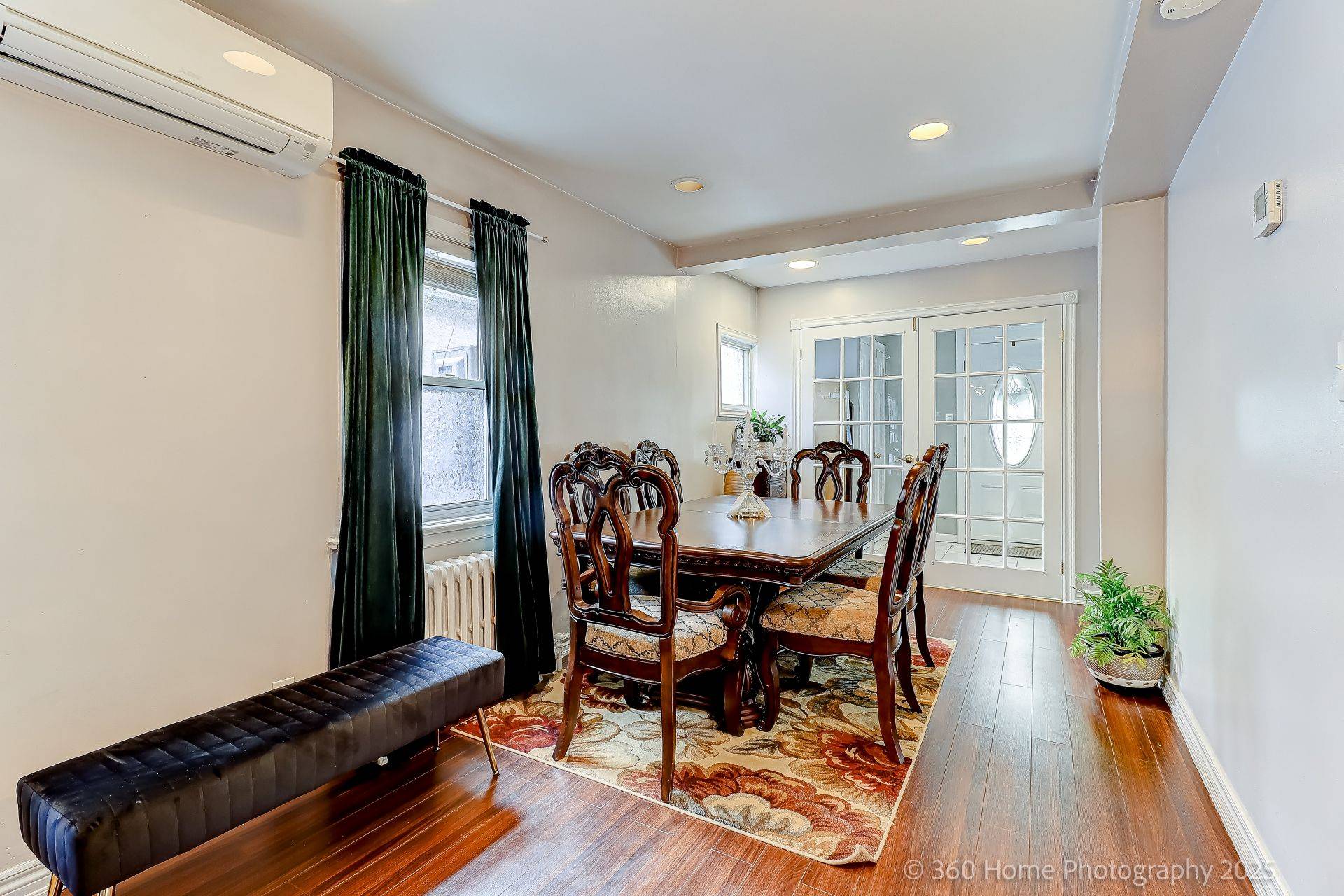 Toronto W03, ON M6N 3Z8,43 Mould AVE