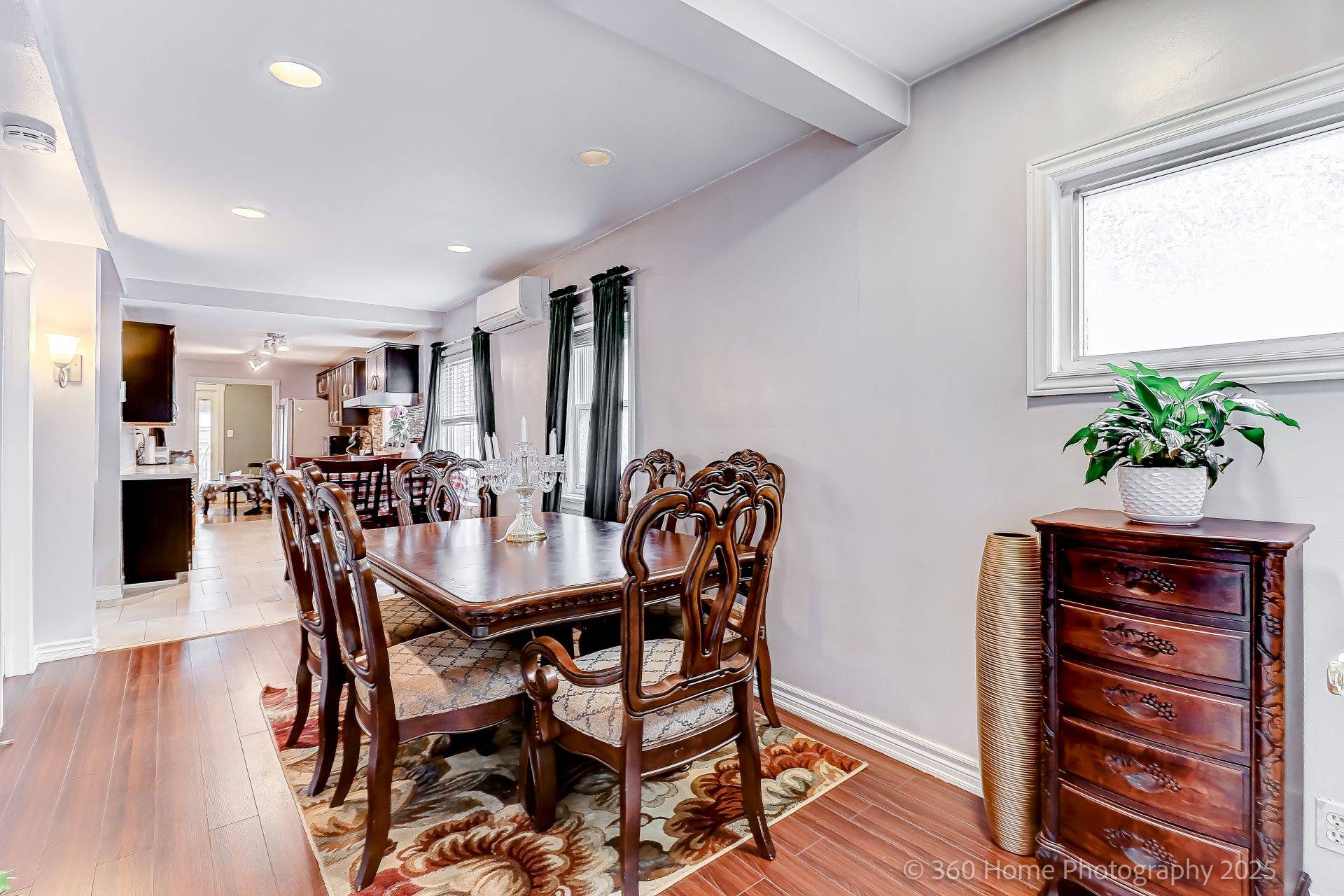 Toronto W03, ON M6N 3Z8,43 Mould AVE