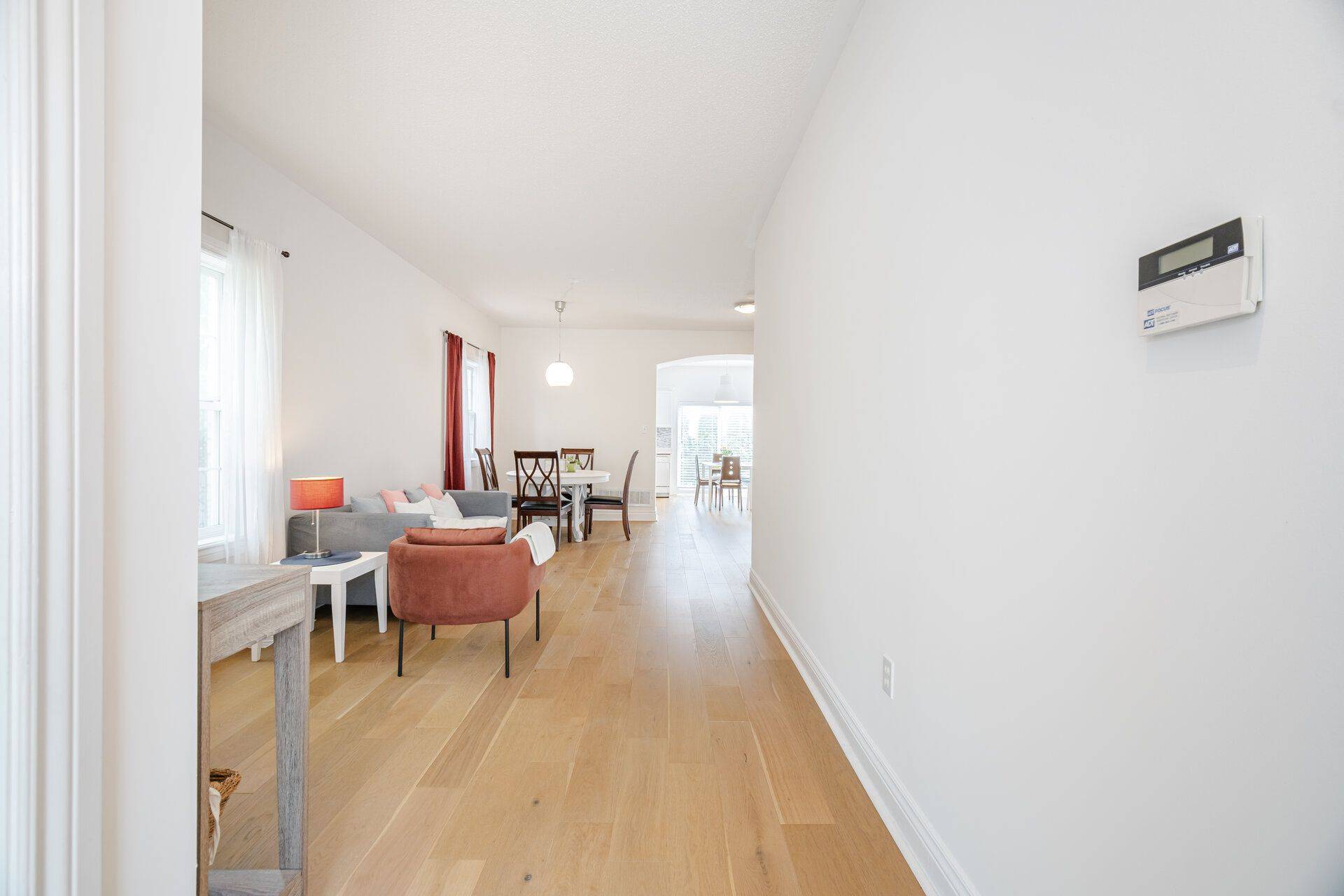 Mississauga, ON L5M 7H4,3896 Bloomington CRES