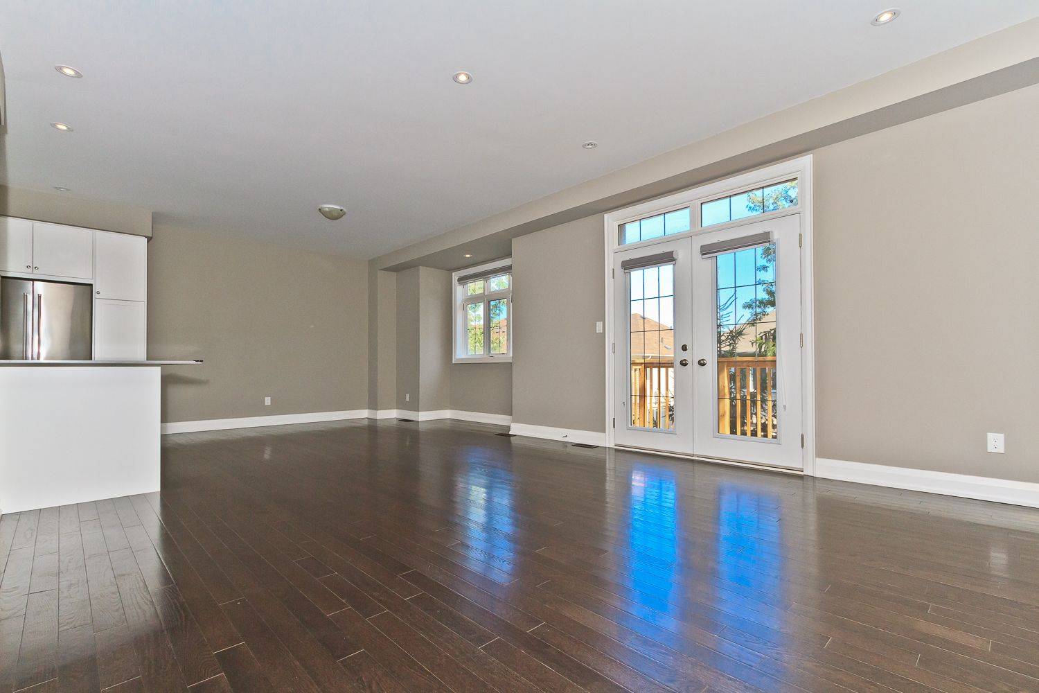 Oakville, ON L6M 0Y2,2011 Deerview Common RD