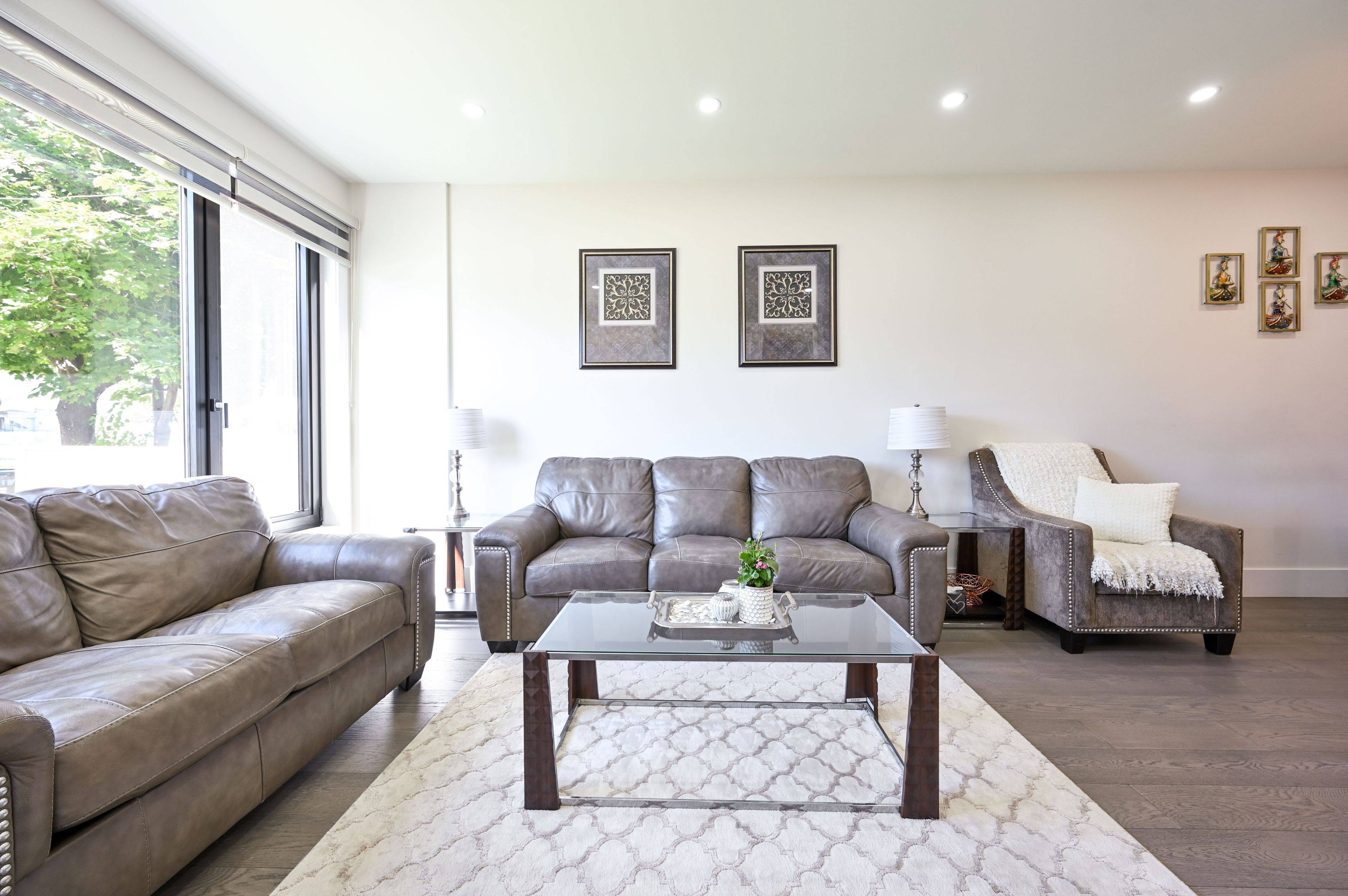 Mississauga, ON L5E 2G8,1181 Ogden AVE