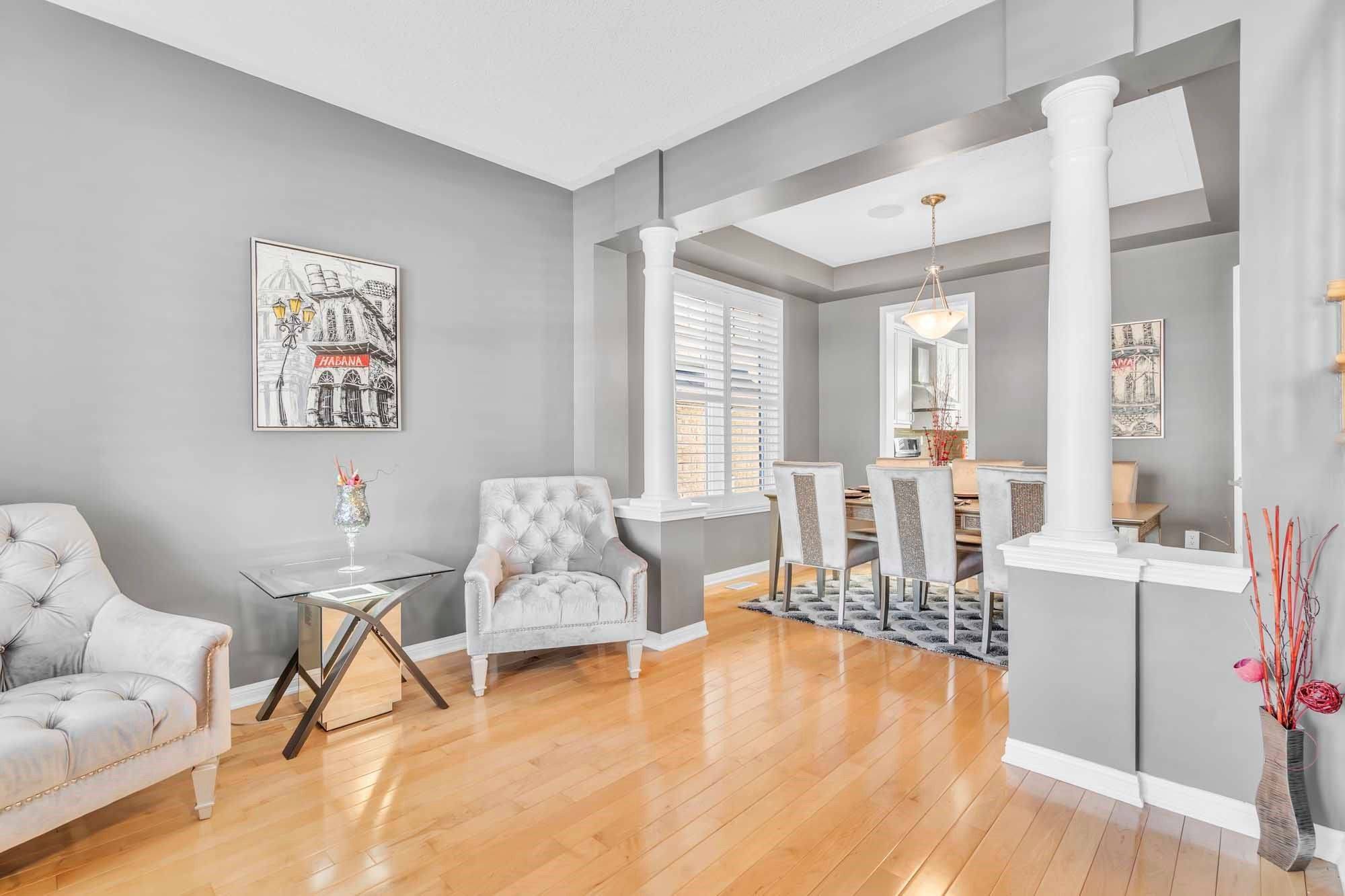 Milton, ON L9T 0L4,417 Tonelli LN