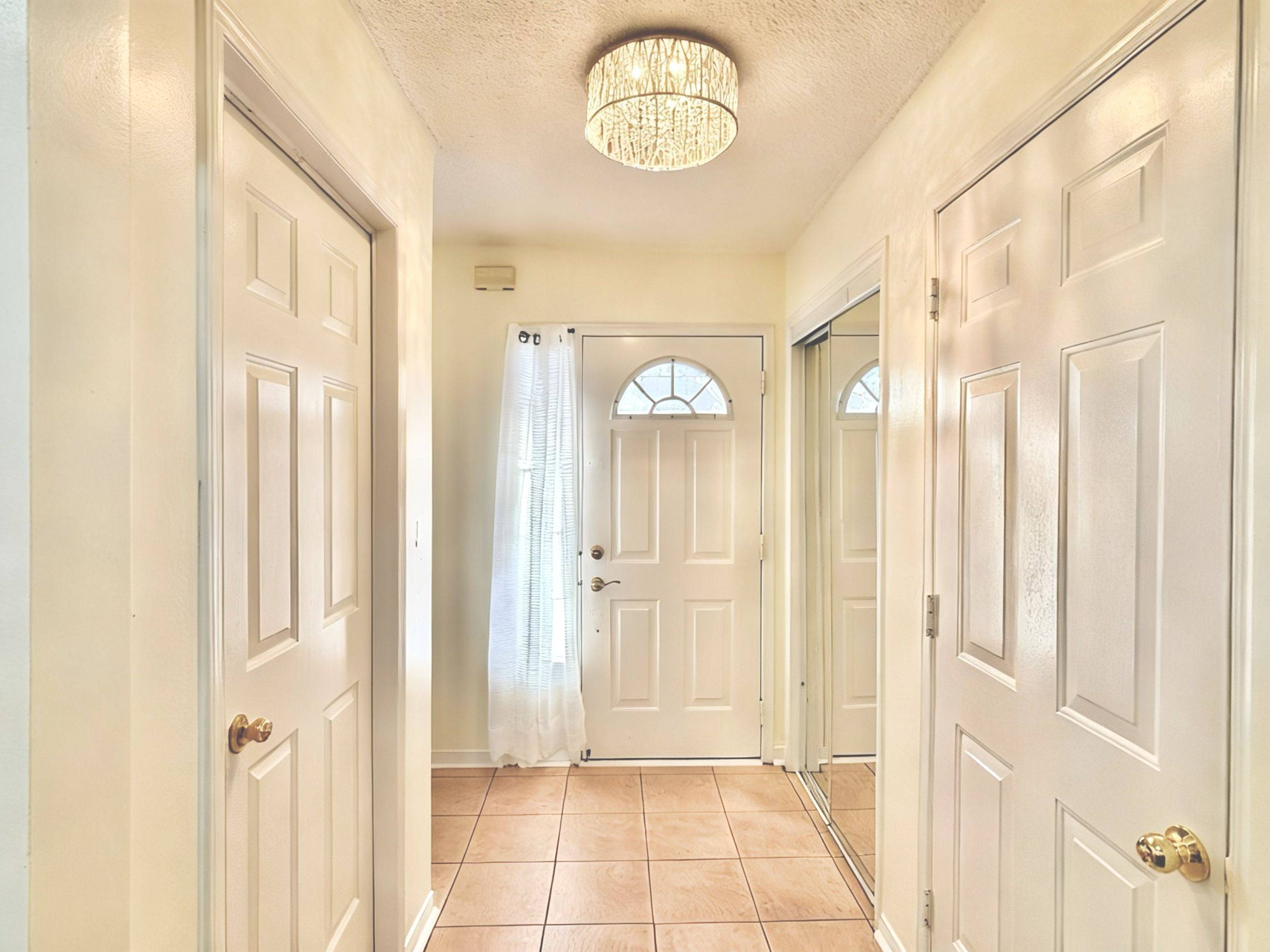 Brampton, ON L7A 2M1,37 Oakmeadow DR