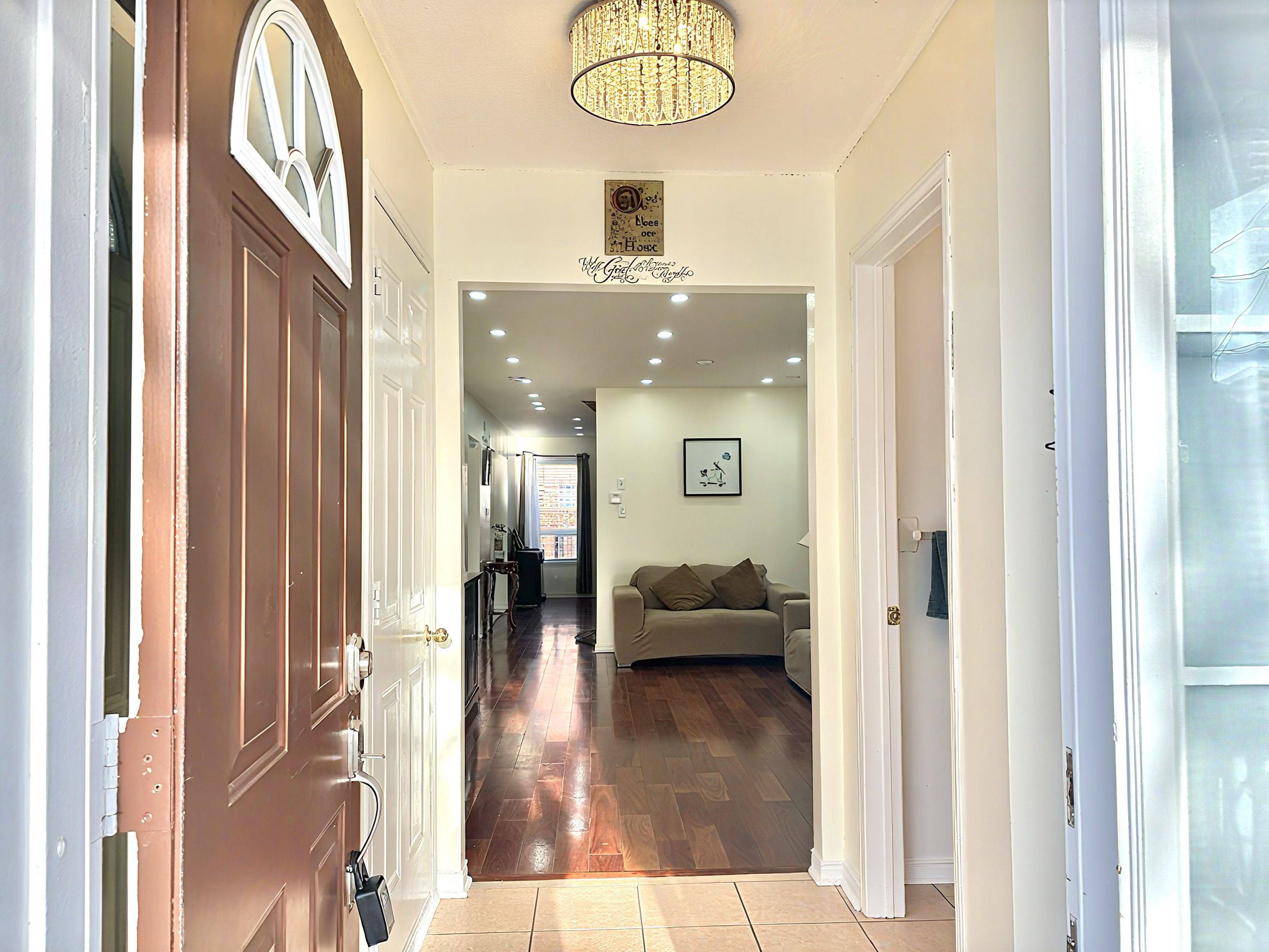 Brampton, ON L7A 2M1,37 Oakmeadow DR