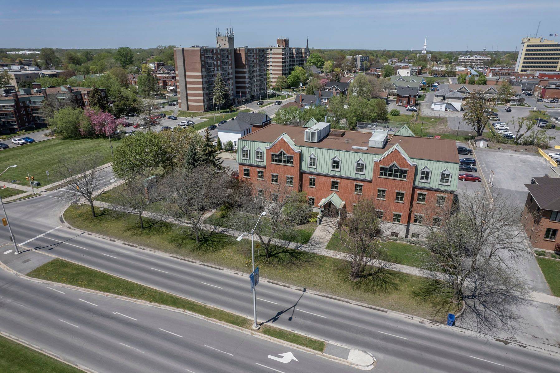 Cornwall, ON K6J 1A1,55 WATER ST W #250