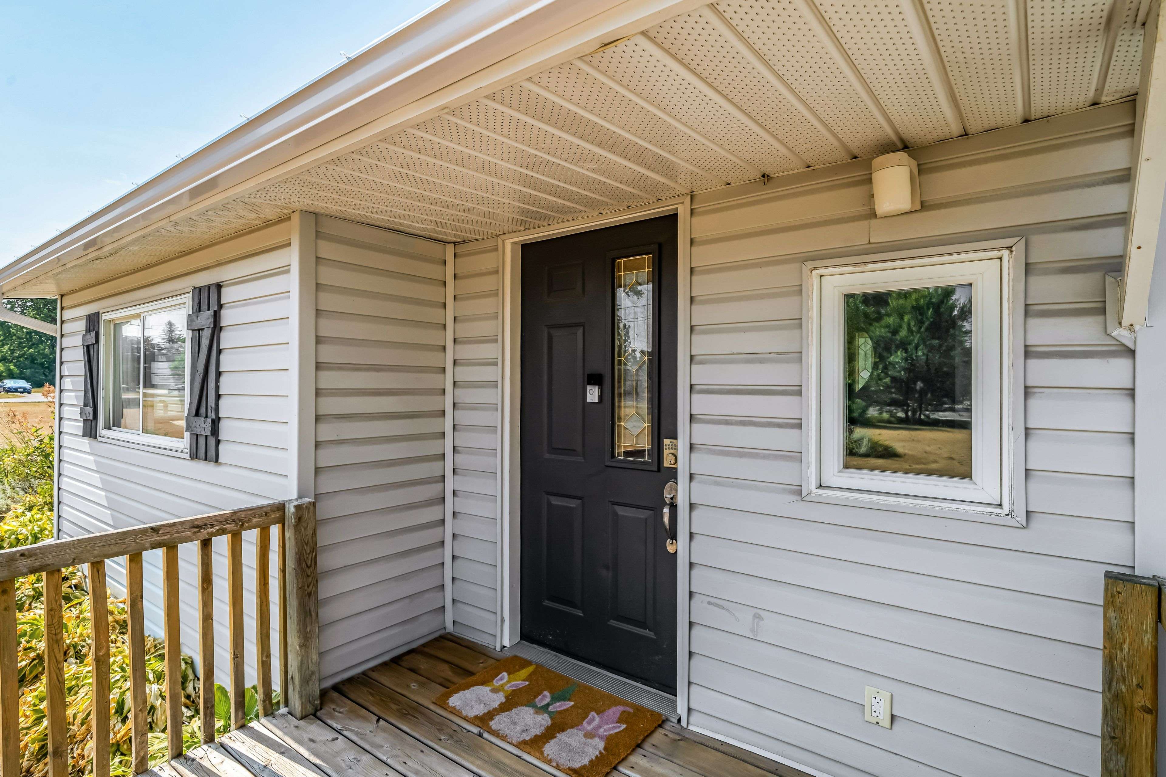 Quinte West, ON K8V 5P4,18156 Telephone RD