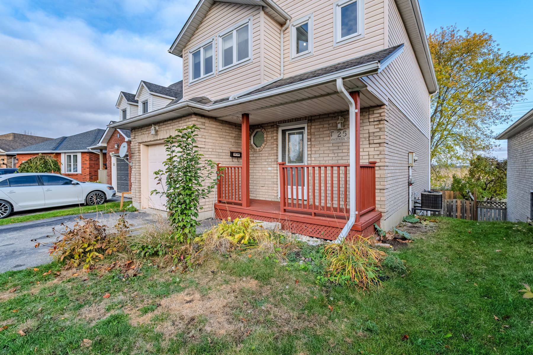 Brantford, ON N3P 2A9,25 Anastasia CRES