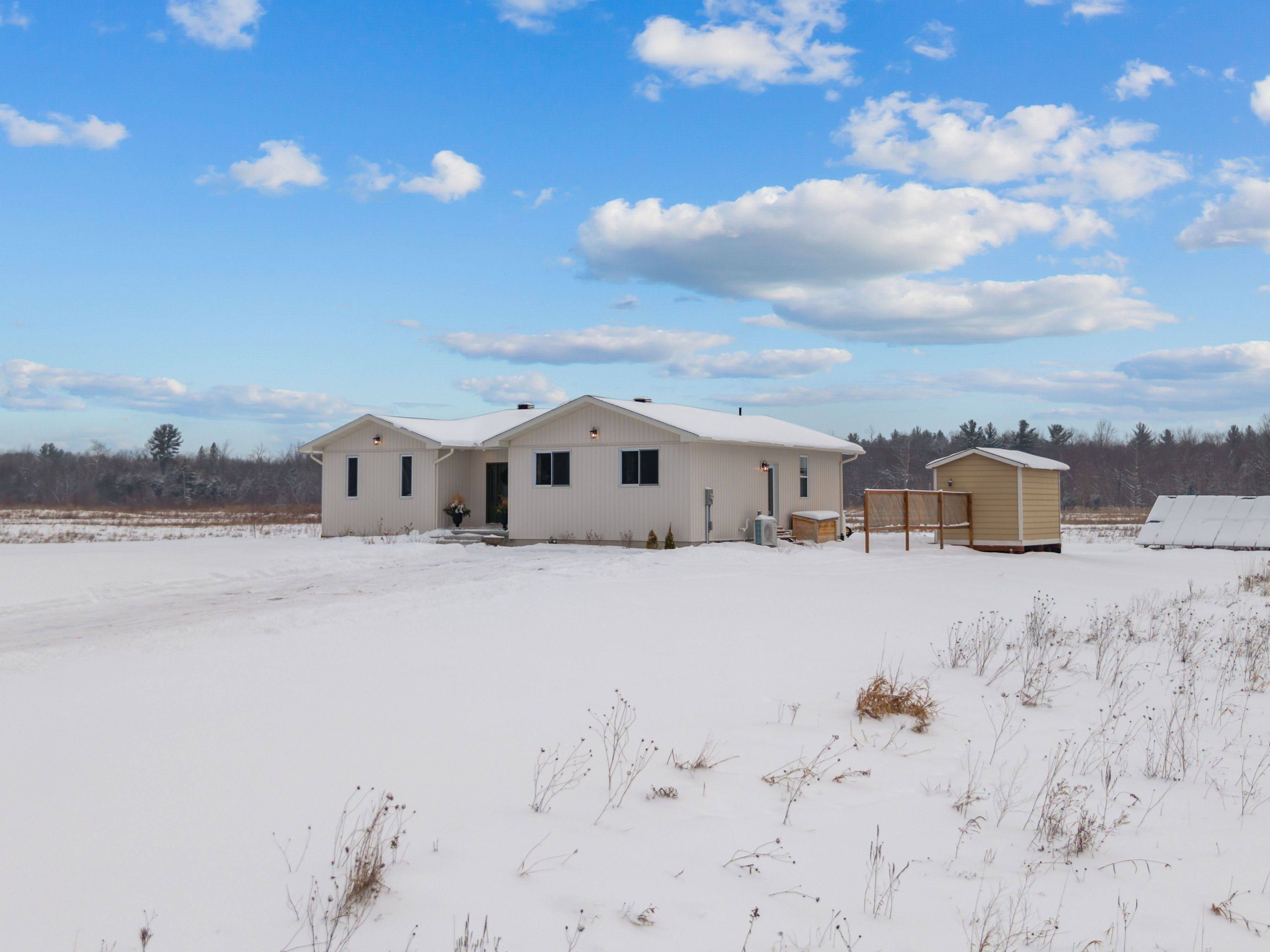 Edwardsburgh/cardinal, ON K0E 1X0,1606 Pittston RD