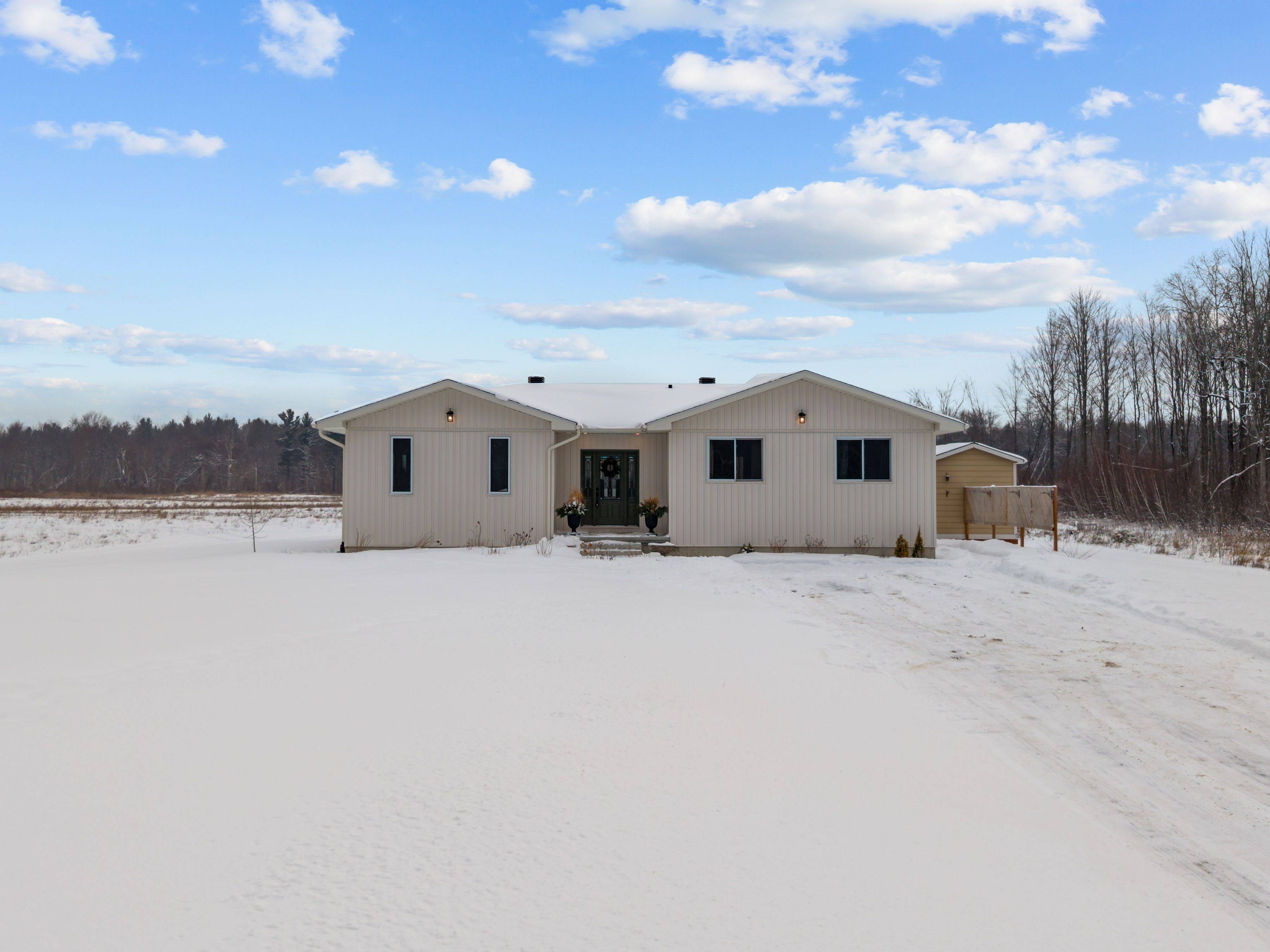 Edwardsburgh/cardinal, ON K0E 1X0,1606 Pittston RD