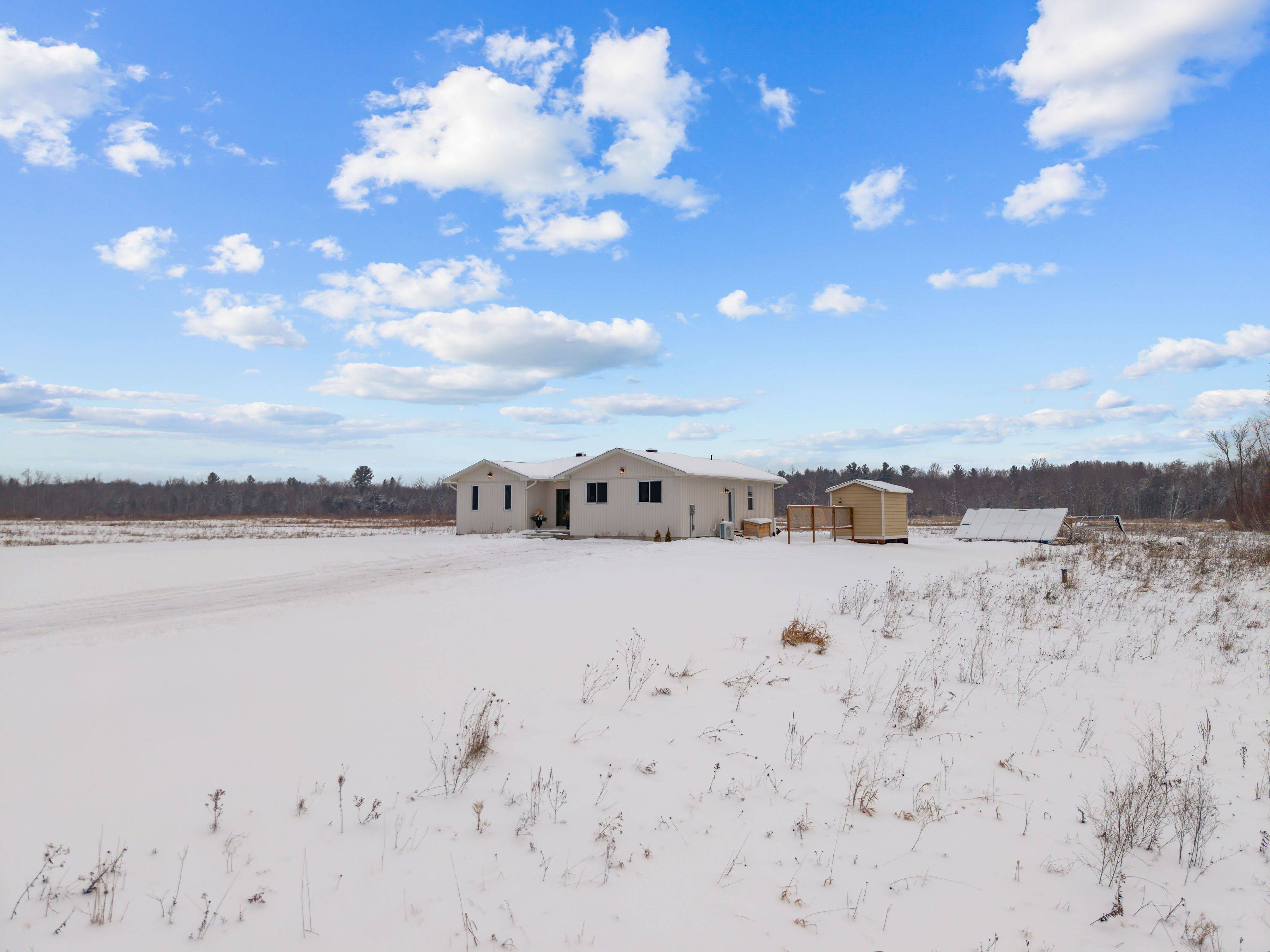 Edwardsburgh/cardinal, ON K0E 1X0,1606 Pittston RD