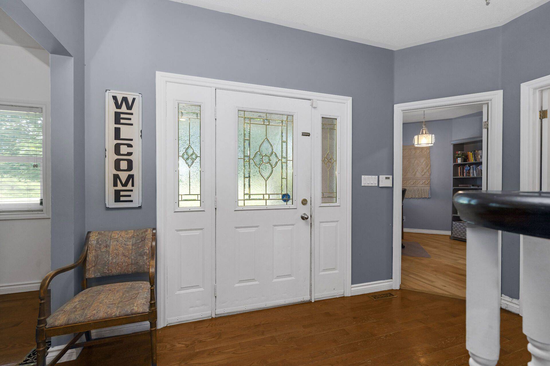 Hamilton, ON L9H 5E2,692 5 Concession W