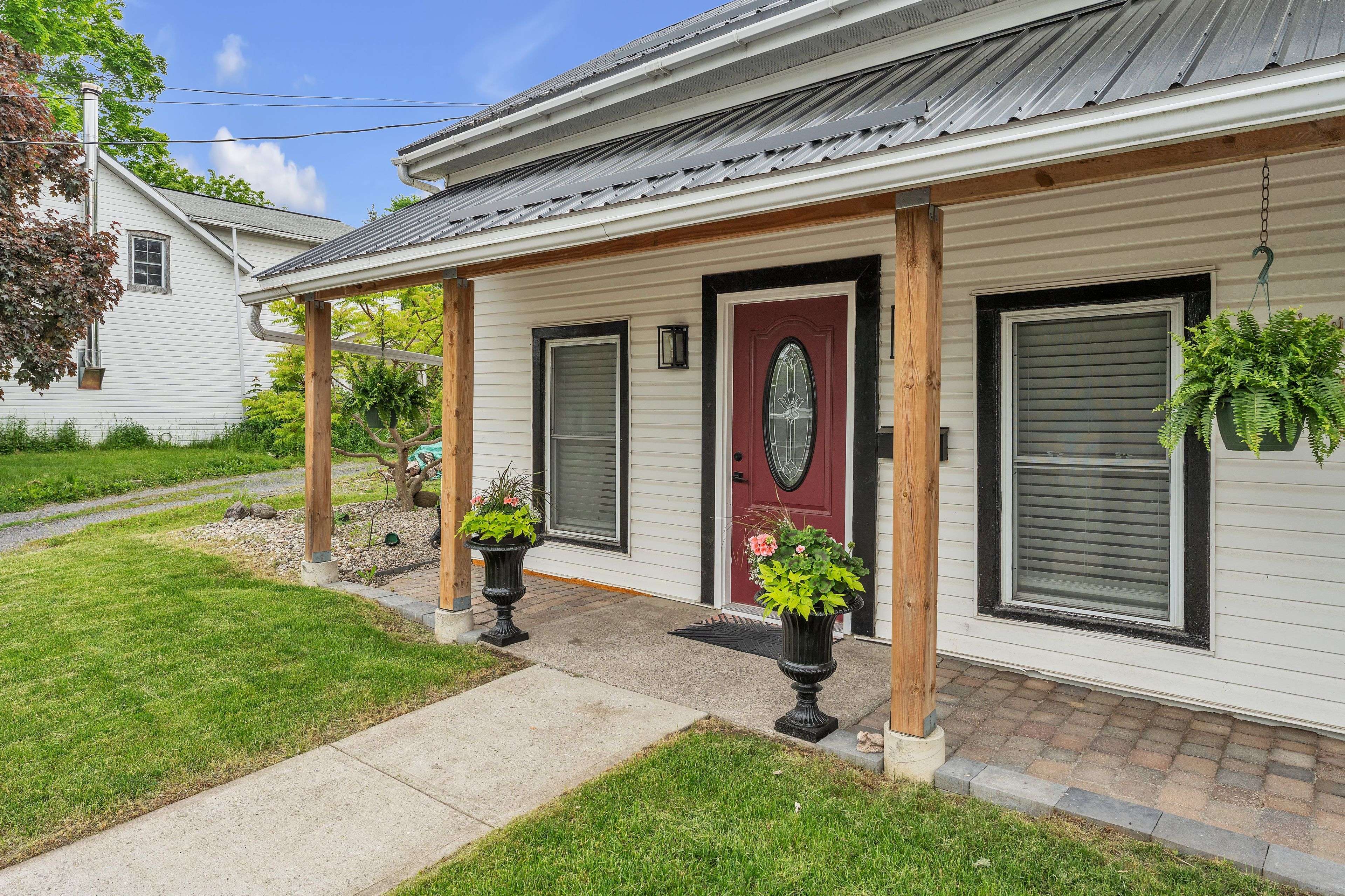 Greater Napanee, ON K7R 3B2,64 Palace RD