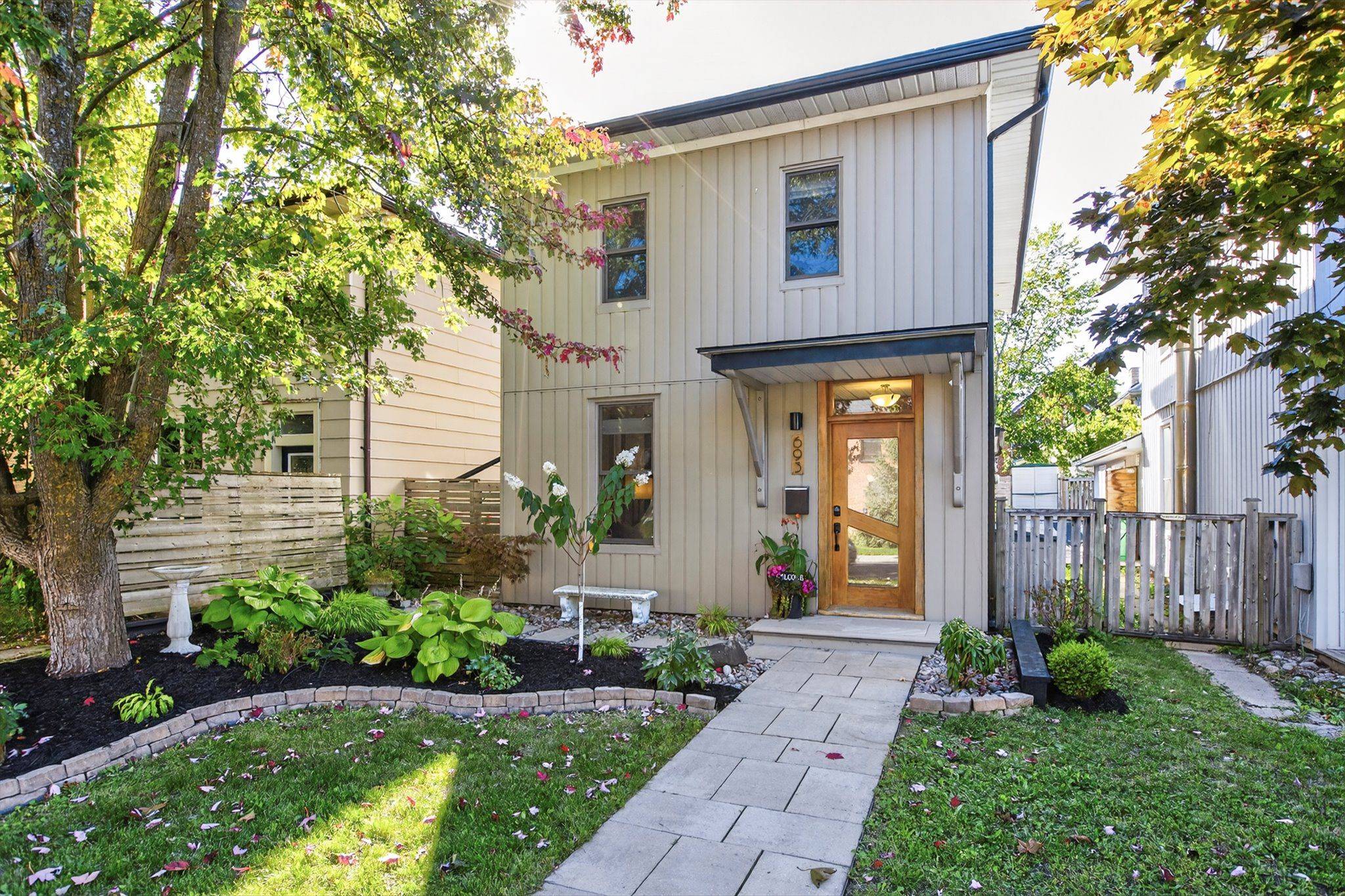 Peterborough, ON K9H 3N4,693 Water ST