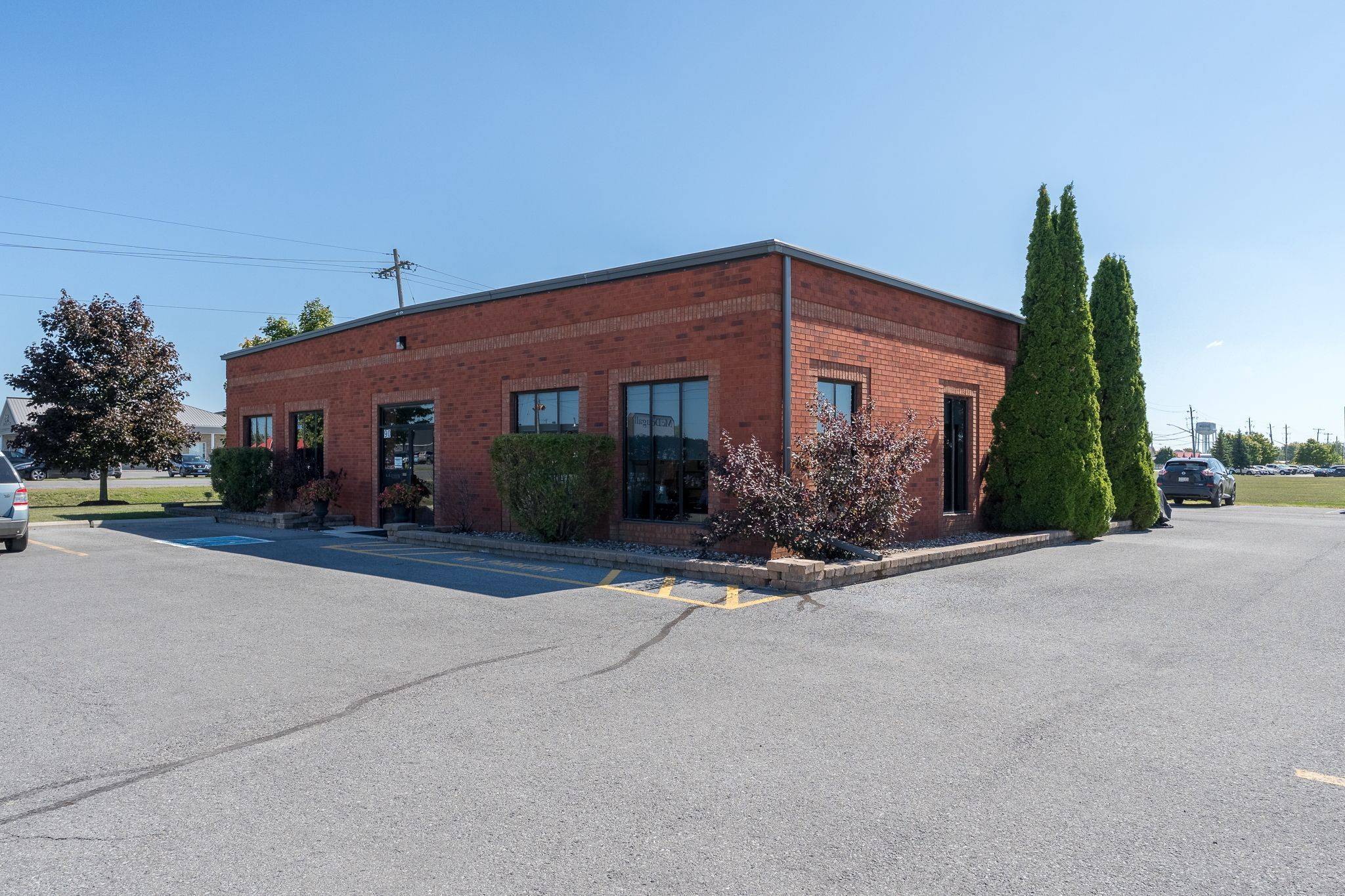 Greater Napanee, ON K7R 4B7,90 Industrial BLVD