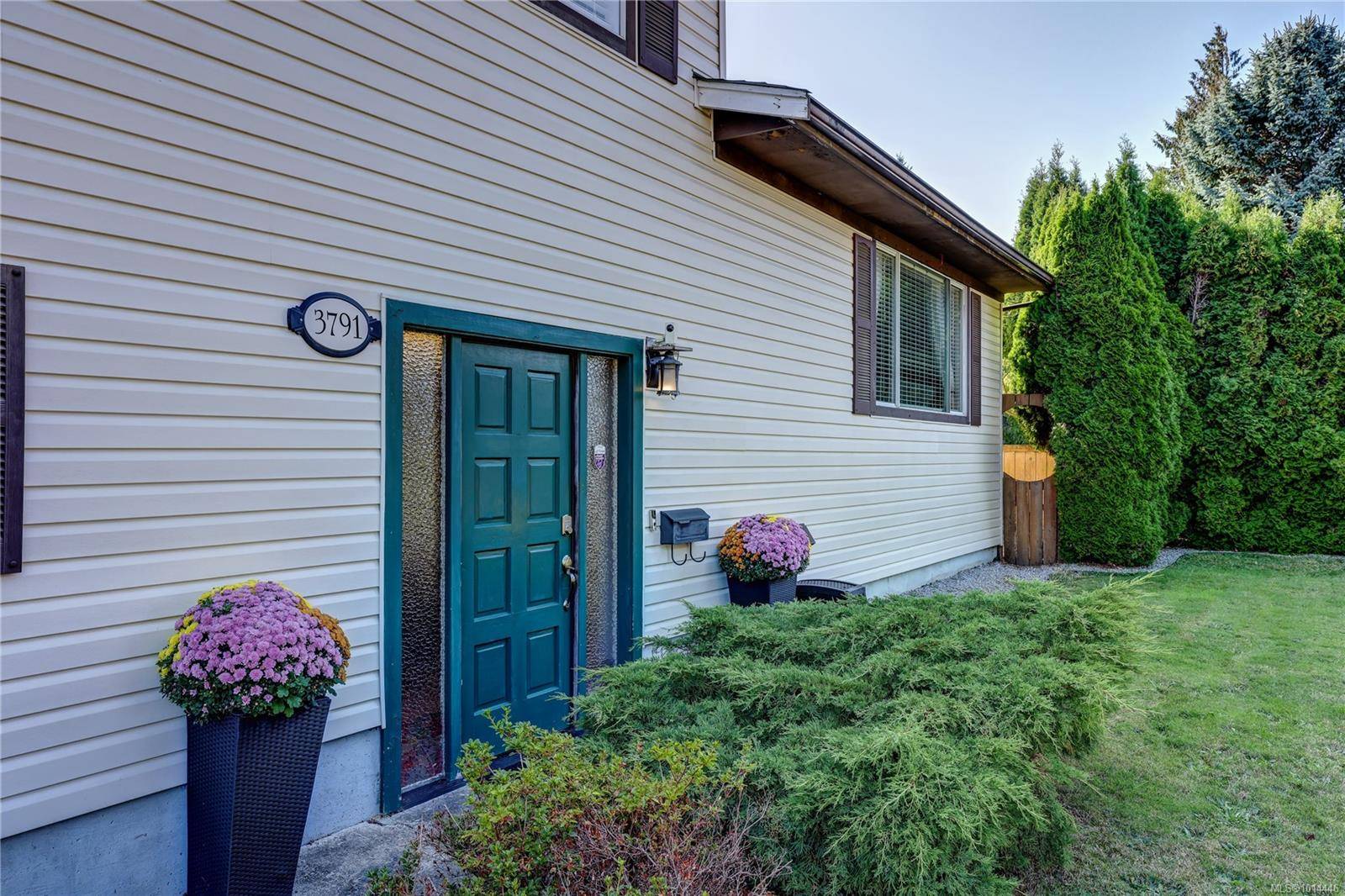 Nanaimo, BC V9T 2T9,3791 Uplands Dr