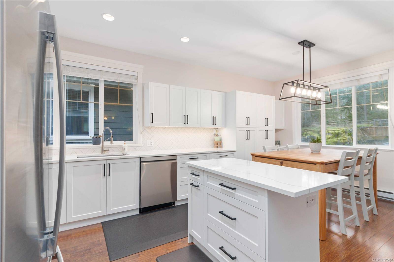 Langford, BC V9C 0E9,3587 Vitality Rd