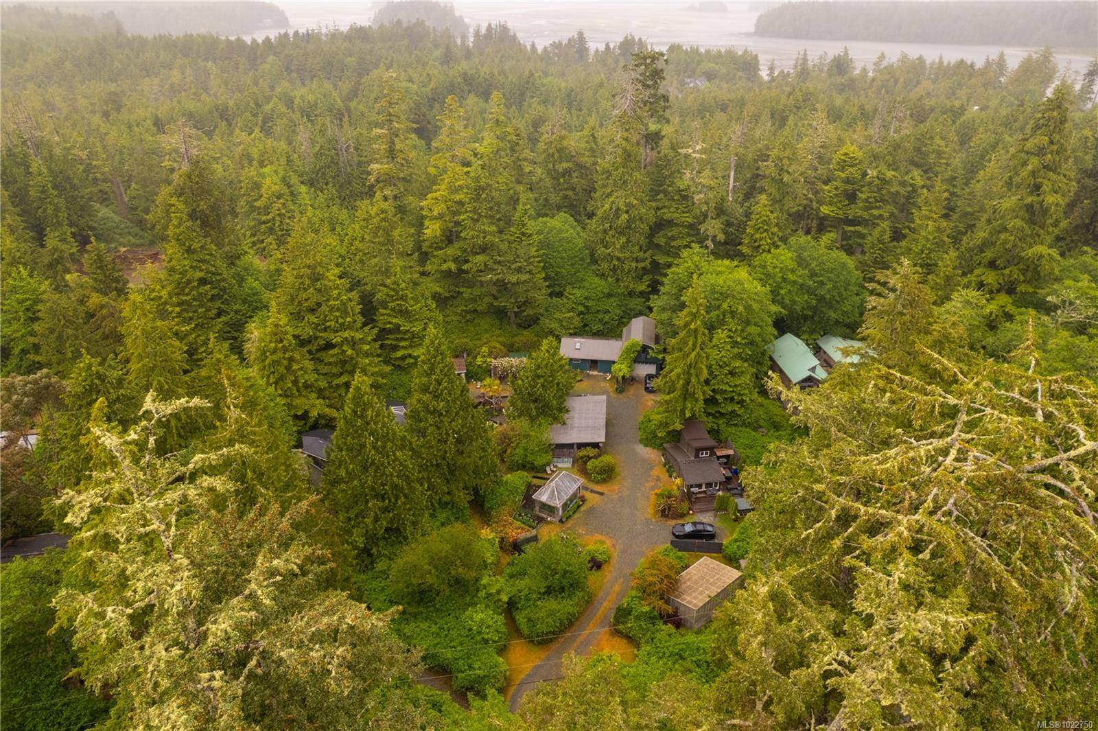 Tofino, BC V0R 2Z0,1364 Chesterman Beach Rd