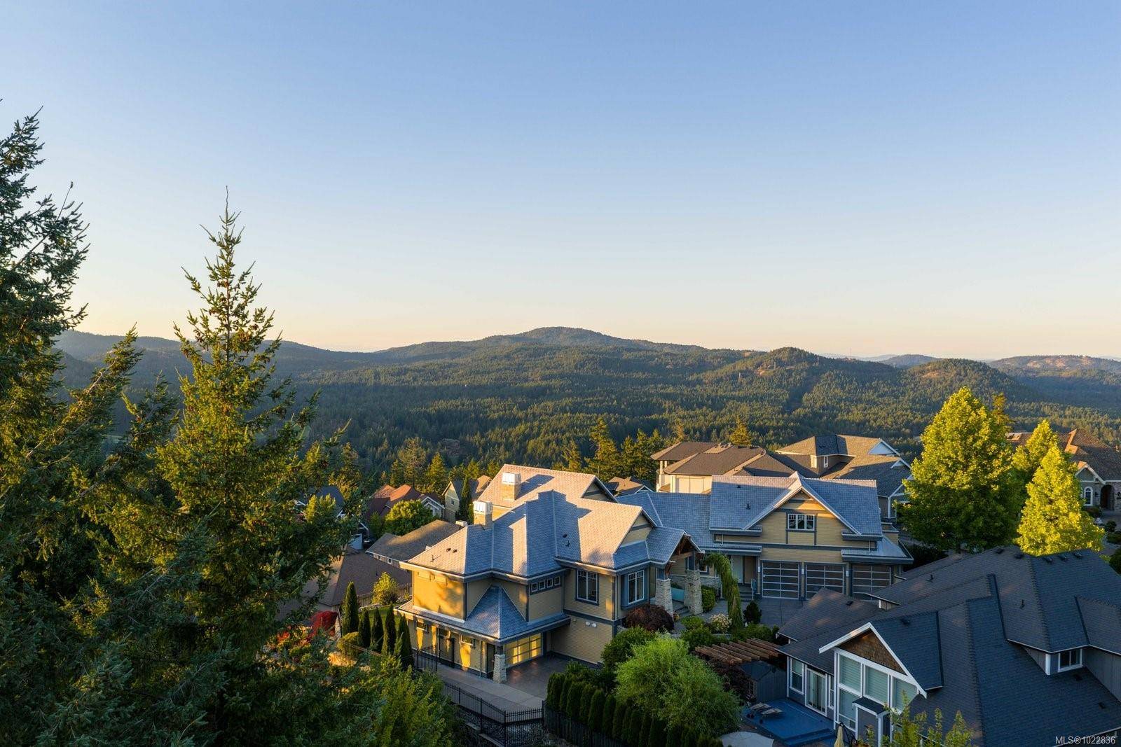 Langford, BC V9B 0B3,1098 Bearspaw Plat