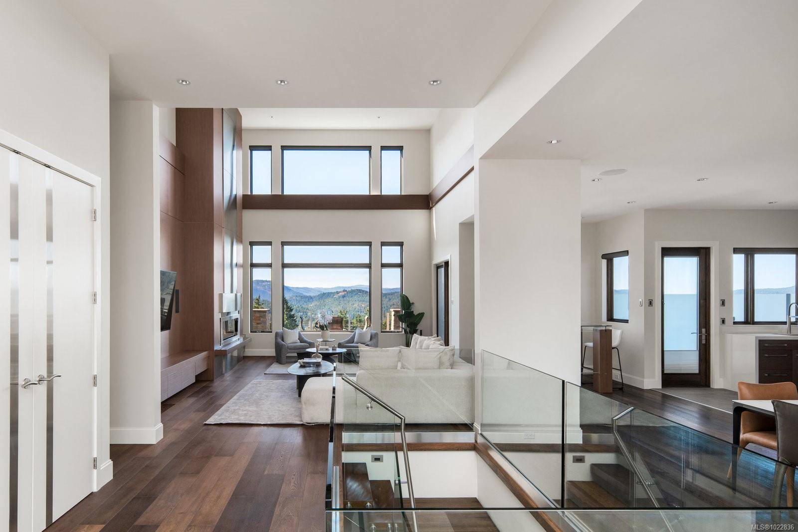 Langford, BC V9B 0B3,1098 Bearspaw Plat